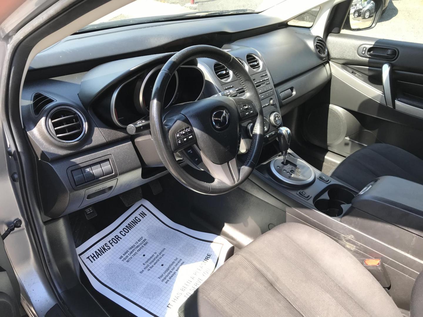 2011 Silver Mazda CX-7 i Sport (JM3ER2B51B0) with an 2.5L L4 DOHC 16V engine, 5-Speed Automatic transmission, located at 577 Chester Pike, Prospect Park, PA, 19076, (610) 237-1015, 39.886154, -75.302338 - 2011 Mazda CX-7: Sunroof, backup camera, new PA inspection, SUPER CLEAN, runs LIKE NEW! This vehicle comes inspected and has been given a bumper to bumper safety check. It is very clean, reliable, and well maintained. We offer a unique pay plan that is known for being the easiest and fastest fina - Photo#11