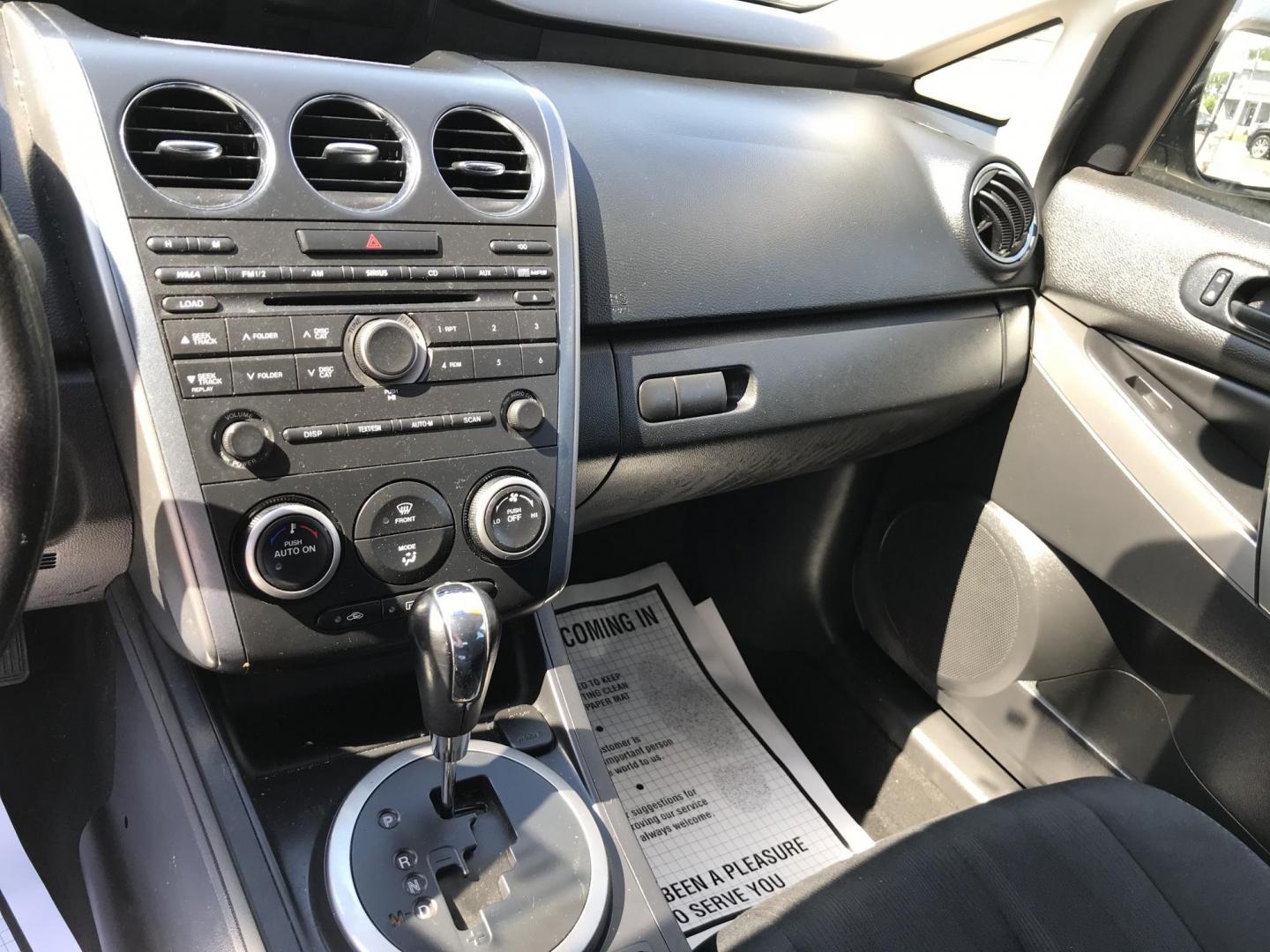 2011 Silver Mazda CX-7 i Sport (JM3ER2B51B0) with an 2.5L L4 DOHC 16V engine, 5-Speed Automatic transmission, located at 577 Chester Pike, Prospect Park, PA, 19076, (610) 237-1015, 39.886154, -75.302338 - 2011 Mazda CX-7: Sunroof, backup camera, new PA inspection, SUPER CLEAN, runs LIKE NEW! This vehicle comes inspected and has been given a bumper to bumper safety check. It is very clean, reliable, and well maintained. We offer a unique pay plan that is known for being the easiest and fastest fina - Photo#13