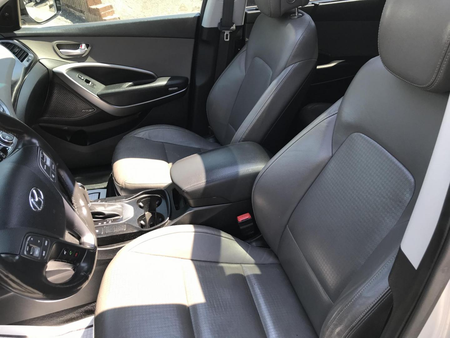 2013 Silver /Gray Hyundai Santa Fe Limited FWD (KM8SR4HF8DU) with an 3.3L V6 DOHC 24V engine, 6-Speed Automatic transmission, located at 577 Chester Pike, Prospect Park, PA, 19076, (610) 237-1015, 39.886154, -75.302338 - 2013 Hyundai Santa Fe LIMITED: Only 100k miles, 3rd row seat, sunroof, backup camera, navigation system, new PA inspection, SUPER CLEAN, runs LIKE NEW! This vehicle comes inspected and has been given a bumper to bumper safety check. It is very clean, reliable, and well maintained. We offer a uniq - Photo#13