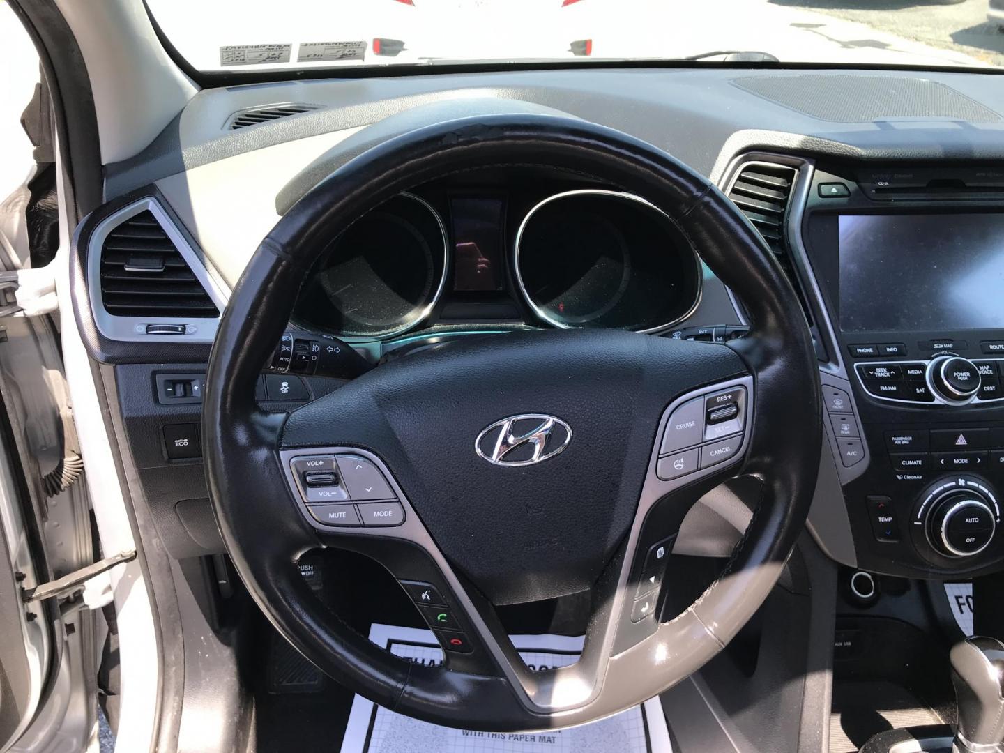 2013 Silver /Gray Hyundai Santa Fe Limited FWD (KM8SR4HF8DU) with an 3.3L V6 DOHC 24V engine, 6-Speed Automatic transmission, located at 577 Chester Pike, Prospect Park, PA, 19076, (610) 237-1015, 39.886154, -75.302338 - 2013 Hyundai Santa Fe LIMITED: Only 100k miles, 3rd row seat, sunroof, backup camera, navigation system, new PA inspection, SUPER CLEAN, runs LIKE NEW! This vehicle comes inspected and has been given a bumper to bumper safety check. It is very clean, reliable, and well maintained. We offer a uniq - Photo#14