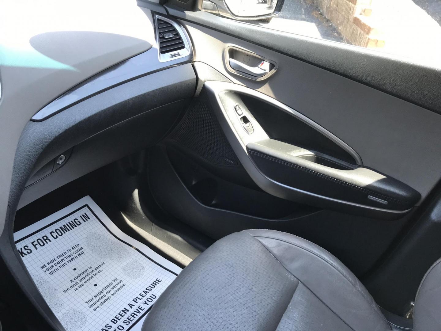2013 Silver /Gray Hyundai Santa Fe Limited FWD (KM8SR4HF8DU) with an 3.3L V6 DOHC 24V engine, 6-Speed Automatic transmission, located at 577 Chester Pike, Prospect Park, PA, 19076, (610) 237-1015, 39.886154, -75.302338 - 2013 Hyundai Santa Fe LIMITED: Only 100k miles, 3rd row seat, sunroof, backup camera, navigation system, new PA inspection, SUPER CLEAN, runs LIKE NEW! This vehicle comes inspected and has been given a bumper to bumper safety check. It is very clean, reliable, and well maintained. We offer a uniq - Photo#20