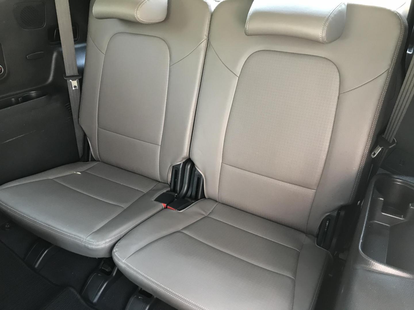 2013 Silver /Gray Hyundai Santa Fe Limited FWD (KM8SR4HF8DU) with an 3.3L V6 DOHC 24V engine, 6-Speed Automatic transmission, located at 577 Chester Pike, Prospect Park, PA, 19076, (610) 237-1015, 39.886154, -75.302338 - 2013 Hyundai Santa Fe LIMITED: Only 100k miles, 3rd row seat, sunroof, backup camera, navigation system, new PA inspection, SUPER CLEAN, runs LIKE NEW! This vehicle comes inspected and has been given a bumper to bumper safety check. It is very clean, reliable, and well maintained. We offer a uniq - Photo#23