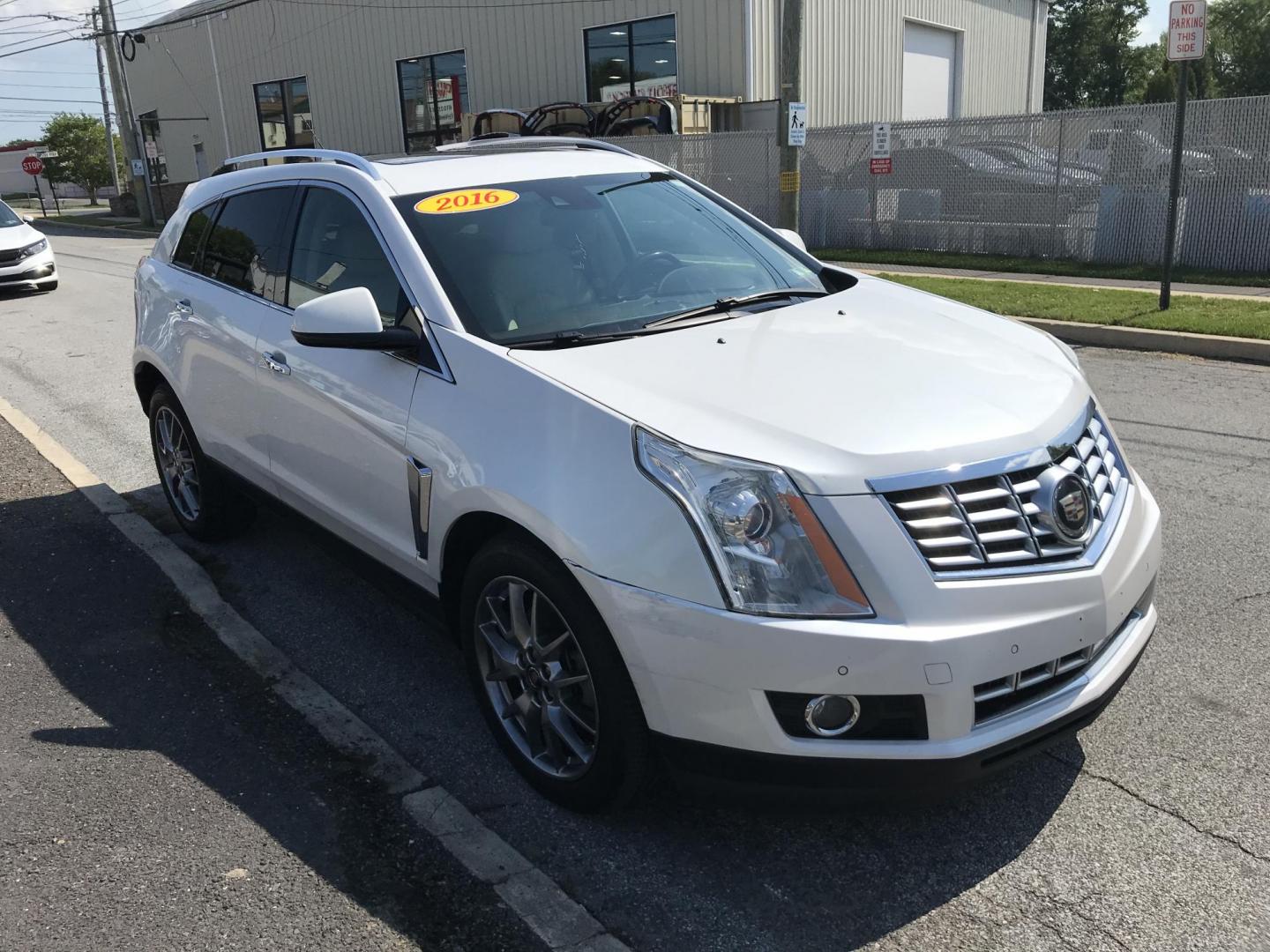 2016 White /Beige Cadillac SRX Premium Collection (3GYFNDE39GS) with an 3.6L V6 DOHC 24V FFV engine, 6A transmission, located at 577 Chester Pike, Prospect Park, PA, 19076, (610) 237-1015, 39.886154, -75.302338 - 2016 Cadillac SRX: Big sunroof, navigation system, backup camera, new PA inspection, SUPER CLEAN, runs LIKE NEW! This vehicle comes inspected and has been given a bumper to bumper safety check. It is very clean, reliable, and well maintained. We offer a unique pay plan that is known for being the - Photo#3