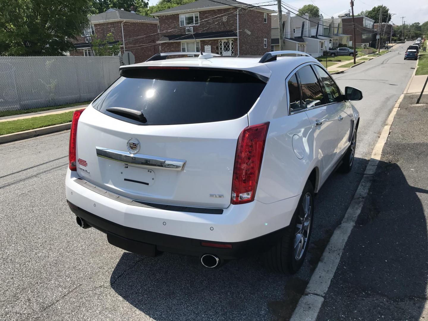 2016 White /Beige Cadillac SRX Premium Collection (3GYFNDE39GS) with an 3.6L V6 DOHC 24V FFV engine, 6A transmission, located at 577 Chester Pike, Prospect Park, PA, 19076, (610) 237-1015, 39.886154, -75.302338 - 2016 Cadillac SRX: Big sunroof, navigation system, backup camera, new PA inspection, SUPER CLEAN, runs LIKE NEW! This vehicle comes inspected and has been given a bumper to bumper safety check. It is very clean, reliable, and well maintained. We offer a unique pay plan that is known for being the - Photo#4