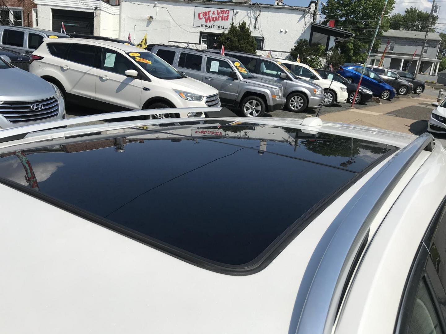 2016 White /Beige Cadillac SRX Premium Collection (3GYFNDE39GS) with an 3.6L V6 DOHC 24V FFV engine, 6A transmission, located at 577 Chester Pike, Prospect Park, PA, 19076, (610) 237-1015, 39.886154, -75.302338 - 2016 Cadillac SRX: Big sunroof, navigation system, backup camera, new PA inspection, SUPER CLEAN, runs LIKE NEW! This vehicle comes inspected and has been given a bumper to bumper safety check. It is very clean, reliable, and well maintained. We offer a unique pay plan that is known for being the - Photo#7