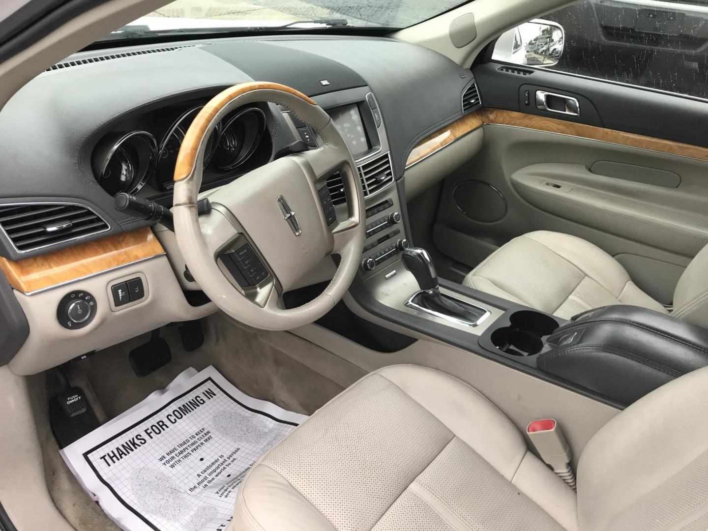 2012 White /Beige Lincoln MKT 3.5L with EcoBoost AWD (2LMHJ5AT6CB) with an 3.5L V6 DOHC 24V TURBO engine, 6-Speed Automatic transmission, located at 577 Chester Pike, Prospect Park, PA, 19076, (610) 237-1015, 39.886154, -75.302338 - 2012 Lincoln MKT: 3rd row seating, navigation system, backup camera, sunroof, AWD, new PA inspection, SUPER CLEAN, runs LIKE NEW! This vehicle comes inspected and has been given a bumper to bumper safety check. It is very clean, reliable, and well maintained. We offer a unique pay plan that is kn - Photo#10
