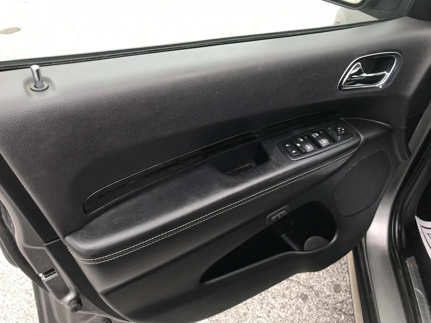 2012 Gray /Black Dodge Durango Citadel AWD (1C4SDJET7CC) with an 5.7L V8 OHV 16V engine, 5-Speed Automatic transmission, located at 577 Chester Pike, Prospect Park, PA, 19076, (610) 237-1015, 39.886154, -75.302338 - 2012 Dodge Durango Citadel: 3rd row seating, 4x4, backup camera, navigation system, DVD player, sunroof, new inspection, SUPER CLEAN, runs LIKE NEW! This vehicle comes inspected and has been given a bumper to bumper safety check. It is very clean, reliable, and well maintained. We offer a unique - Photo#10