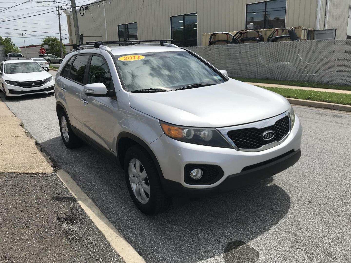 2011 Silver /Gray Kia Sorento LX 4WD (5XYKTCA18BG) with an 2.4L L4 DOHC 16V engine, 6-Speed Automatic transmission, located at 577 Chester Pike, Prospect Park, PA, 19076, (610) 237-1015, 39.886154, -75.302338 - 2011 Kia Sorento LX: Only 77k miles, 4x4, backup camera, new PA inspection, SUPER CLEAN, runs LIKE NEW! This vehicle comes inspected and has been given a bumper to bumper safety check. It is very clean, reliable, and well maintained. We offer a unique pay plan that is known for being the easiest - Photo#3