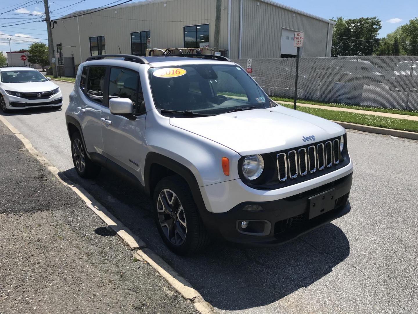 2016 Silver /Black Jeep Renegade Latitude 4WD (ZACCJBBTXGP) with an 2.4L L4 DOHC 16V engine, 6M transmission, located at 577 Chester Pike, Prospect Park, PA, 19076, (610) 237-1015, 39.886154, -75.302338 - 2016 Jeep Renegade Latitude: Only 105k miles, backup camera, great on gas, new PA inspection, SUPER CLEAN, runs LIKE NEW! This vehicle comes inspected and has been given a bumper to bumper safety check. It is very clean, reliable, and well maintained. We offer a unique pay plan that is known for - Photo#3