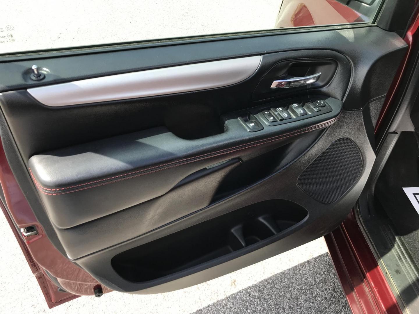 2017 Maroon /Black Dodge Grand Caravan GT (2C4RDGEG6HR) with an 3.6L V6 DOHC 24V engine, 6A transmission, located at 577 Chester Pike, Prospect Park, PA, 19076, (610) 237-1015, 39.886154, -75.302338 - 2017 Dodge Grand Caravan GT: Backup camera, stow and go seating, new PA inspection, SUPER CLEAN, runs LIKE NEW! This vehicle comes inspected and has been given a bumper to bumper safety check. It is very clean, reliable, and well maintained. We offer a unique pay plan that is known for being the - Photo#8