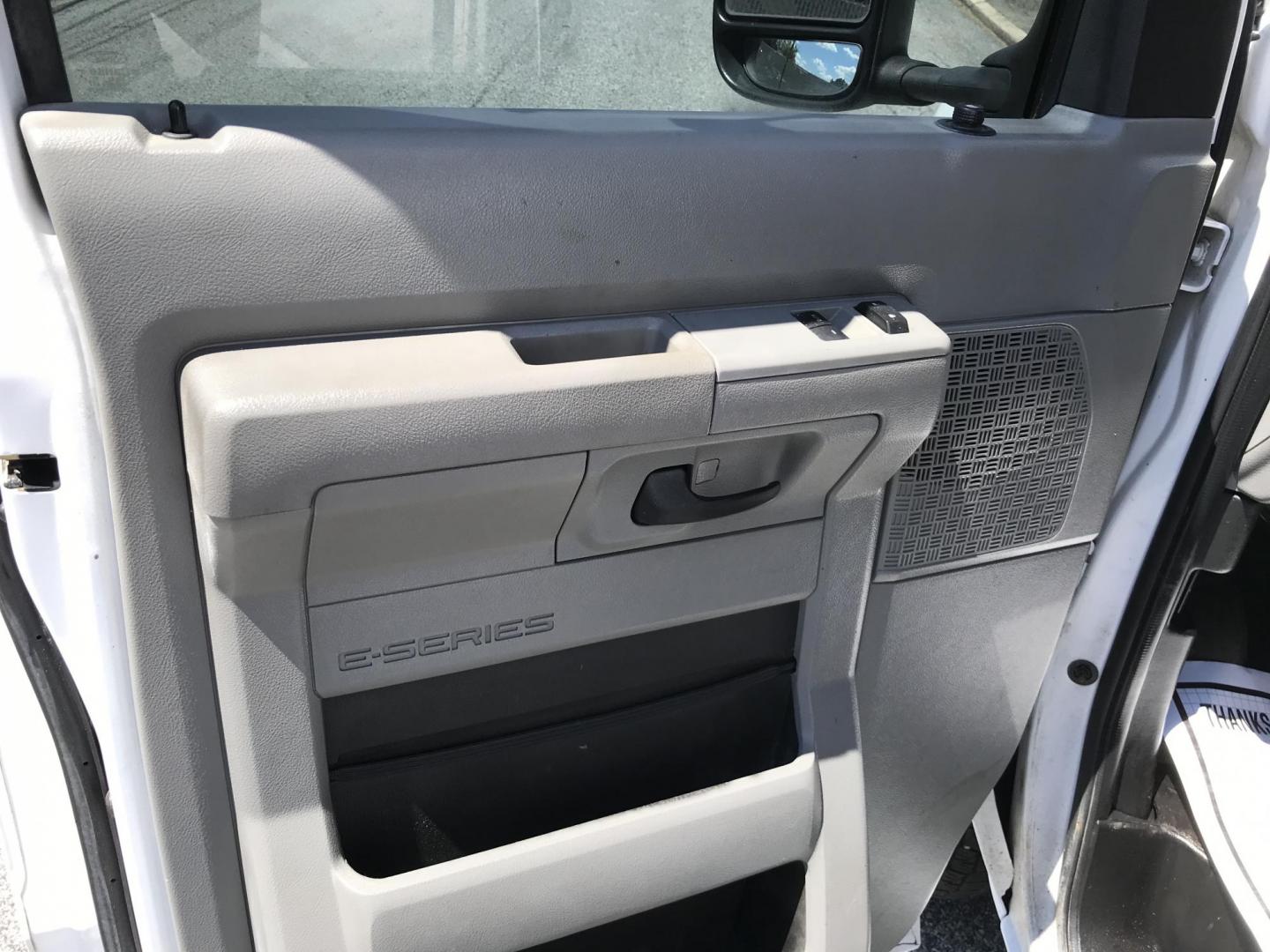 2014 White /Gray Ford E-Series Van E-350 Super Duty (1FTSE3EL4ED) with an 5.4L V8 SOHC 16V FFV engine, 4-Speed Automatic transmission, located at 577 Chester Pike, Prospect Park, PA, 19076, (610) 237-1015, 39.886154, -75.302338 - 2014 Ford Econoline E350: Only 139k miles, ladder racks, shelving, no side or rear windows, partition, new PA inspection, RUNS LIKE NEW! This vehicle comes inspected and has been given a bumper to bumper safety check. It is very clean, reliable, and well maintained. We offer a unique pay plan tha - Photo#10