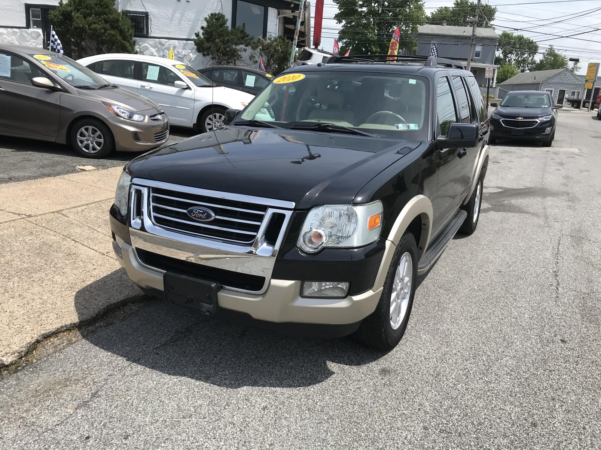 photo of 2010 Ford Explorer Eddie Bauer 4.0L 4WD