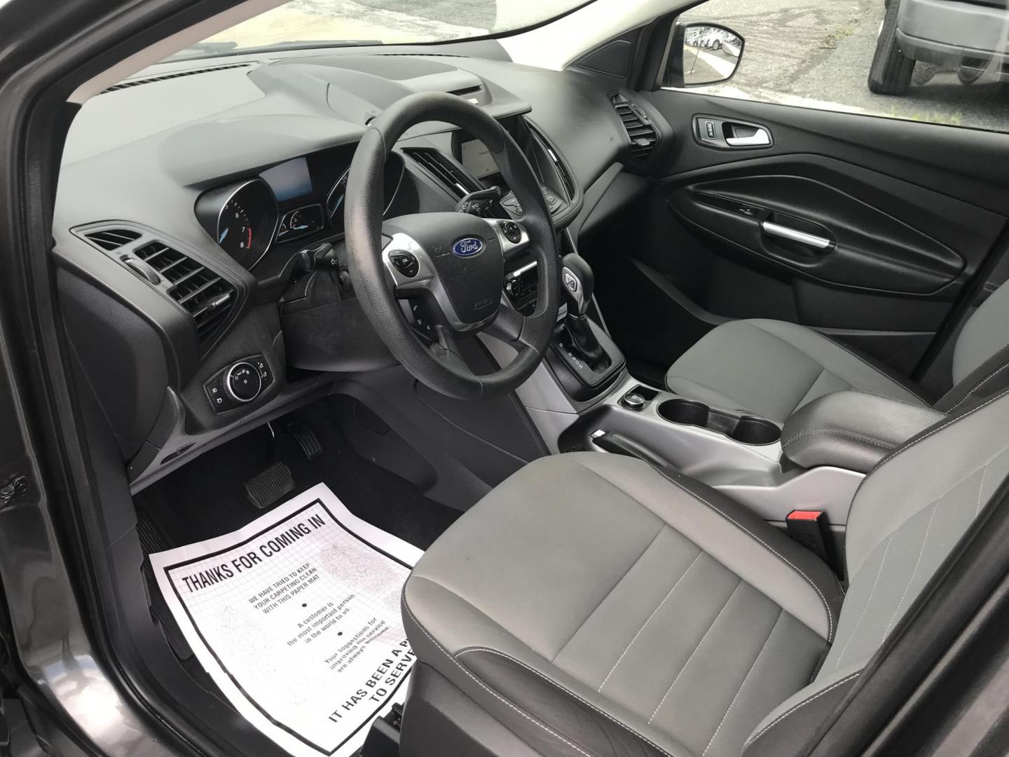 2016 Gray /Gray Ford Escape SE (1FMCU0GX3GU) with an 1.6L L4 DOHC 16V engine, 6-Speed Automatic transmission, located at 577 Chester Pike, Prospect Park, PA, 19076, (610) 237-1015, 39.886154, -75.302338 - 2016 Ford Escape SE: Only 108k miles, new PA inspection, backup camera, SUPER CLEAN, runs LIKE NEW! This vehicle comes inspected and has been given a bumper to bumper safety check. It is very clean, reliable, and well maintained. We offer a unique pay plan that is known for being the easiest and- Photo#7
