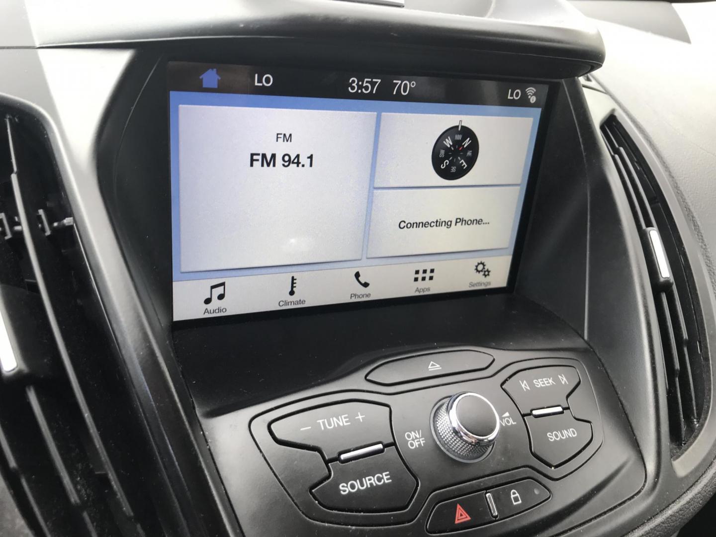 2016 Gray /Gray Ford Escape SE (1FMCU0GX3GU) with an 1.6L L4 DOHC 16V engine, 6-Speed Automatic transmission, located at 577 Chester Pike, Prospect Park, PA, 19076, (610) 237-1015, 39.886154, -75.302338 - 2016 Ford Escape SE: Only 108k miles, new PA inspection, backup camera, SUPER CLEAN, runs LIKE NEW! This vehicle comes inspected and has been given a bumper to bumper safety check. It is very clean, reliable, and well maintained. We offer a unique pay plan that is known for being the easiest and- Photo#13