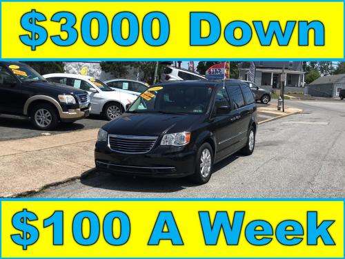 2016 Chrysler Town & Country Touring