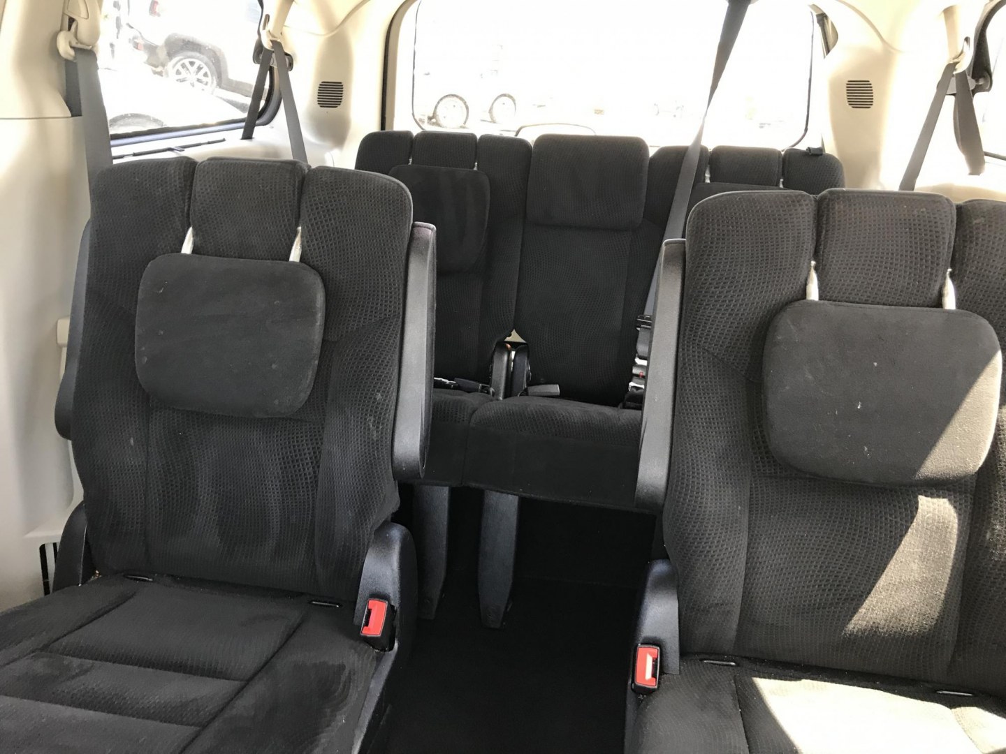 2016 Black /Black Chrysler Town & Country Touring (2C4RC1BG1GR) with an 3.6L V6 DOHC 24V engine, 6A transmission, located at 577 Chester Pike, Prospect Park, PA, 19076, (610) 237-1015, 39.886154, -75.302338 - 2016 Chrylser Town & Country New PA Inspection. Example Financing: • $3000 Down • $100 Weekly • $200 Bi-Weekly We finance our own vehicles. We do not obtain or review traditional consumer credit reports. Financing decisions are based on verified income, ability to repay, and our in-hous- Photo#15