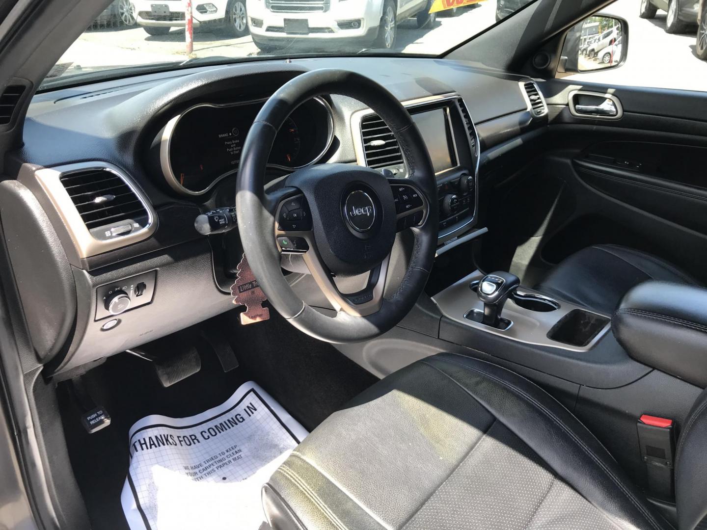 2014 Gray /Black Jeep Grand Cherokee Laredo 4WD (1C4RJFAG5EC) with an 3.6L V6 DOHC 24V engine, 5-Speed Automatic transmission, located at 577 Chester Pike, Prospect Park, PA, 19076, (610) 237-1015, 39.886154, -75.302338 - 2014 Jeep Grand Cherokee Sunroof • New PA Inspection. Example Financing: • $3,500 Down • $100 Weekly • $200 Bi-Weekly We finance our own vehicles. We do not obtain or review traditional consumer credit reports. Financing decisions are based on verified income, ability to repay, and our- Photo#10
