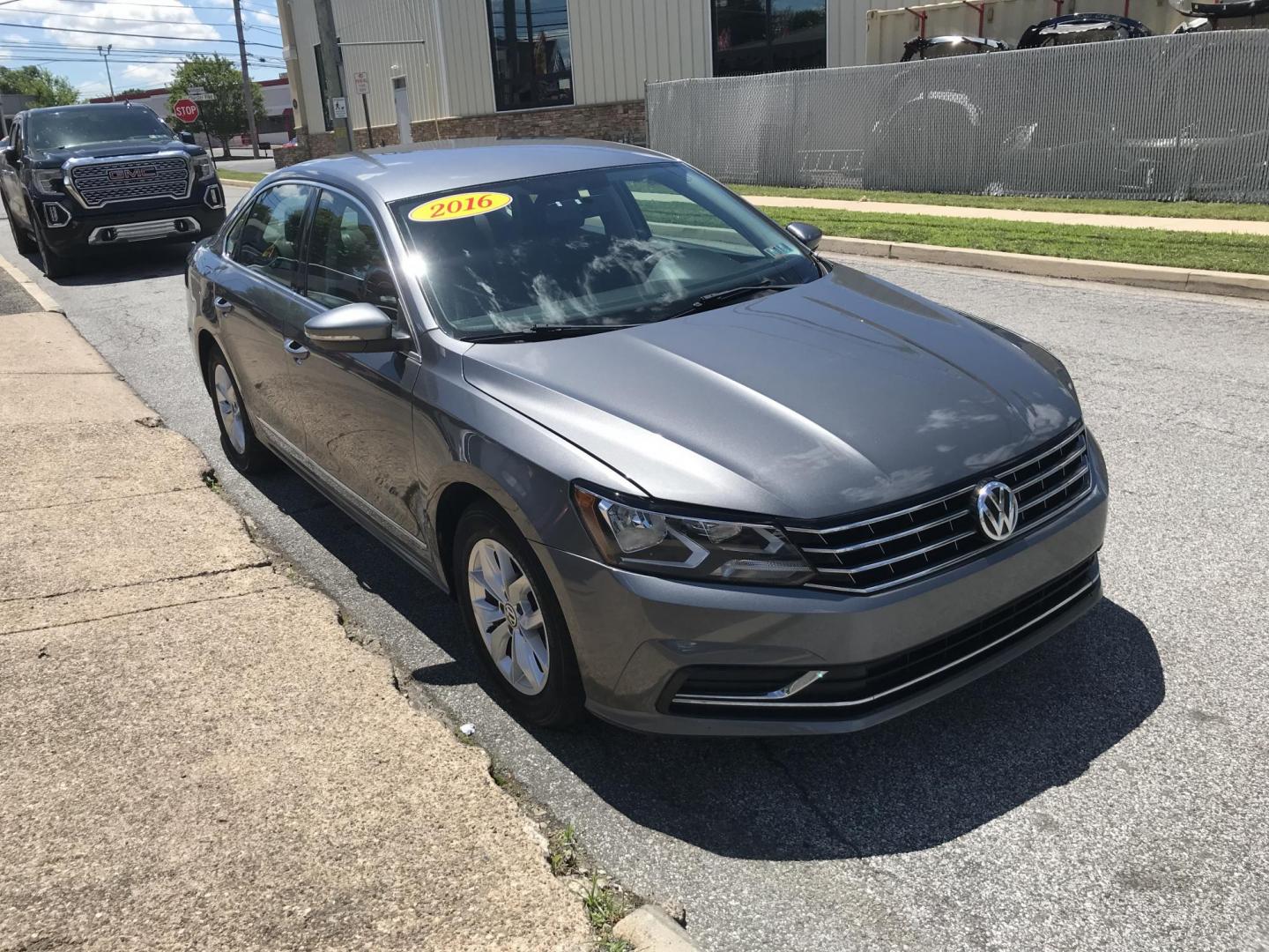 2016 Gray /Black Volkswagen Passat S PZEV 6A (1VWAT7A35GC) with an 1.8L L4 engine, 6A transmission, located at 577 Chester Pike, Prospect Park, PA, 19076, (610) 237-1015, 39.886154, -75.302338 - 2016 Volkswagen Passat Backup Camera • New PA Inspection. Example Financing: • $2,500 Down • $100 Weekly • $200 Bi-Weekly We finance our own vehicles. We do not obtain or review traditional consumer credit reports. Financing decisions are based on verified income, ability to repay, and- Photo#3