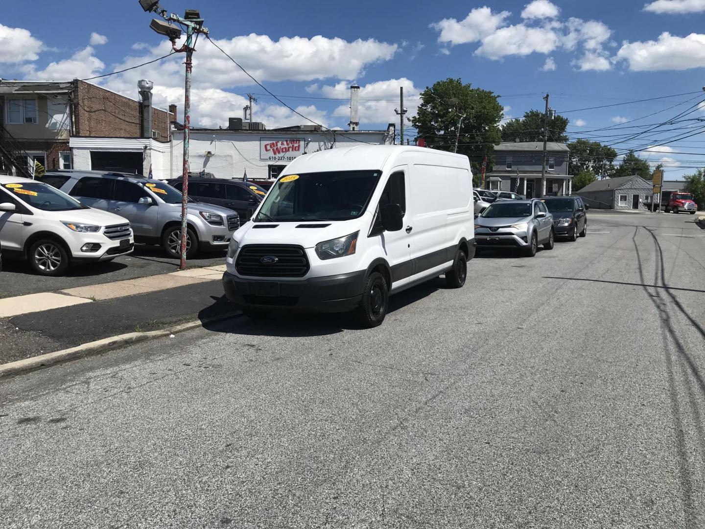 2015 White /Gray Ford Transit 250 Van Medium Roof w/Sliding Pass. 148-in. WB (1FTNR2CM6FK) with an 3.7L V6 DOHC 24V engine, 6-Speed Automatic transmission, located at 577 Chester Pike, Prospect Park, PA, 19076, (610) 237-1015, 39.886154, -75.302338 - 2015 Ford Transit 250 Medium Roof FLEET MAINTAINED • New PA Inspection. Example Financing: • $5,500 Down • $125 Weekly • $250 Bi-Weekly We finance our own vehicles. We do not obtain or review traditional consumer credit reports. Financing decisions are based on verified income, ability- Photo#1