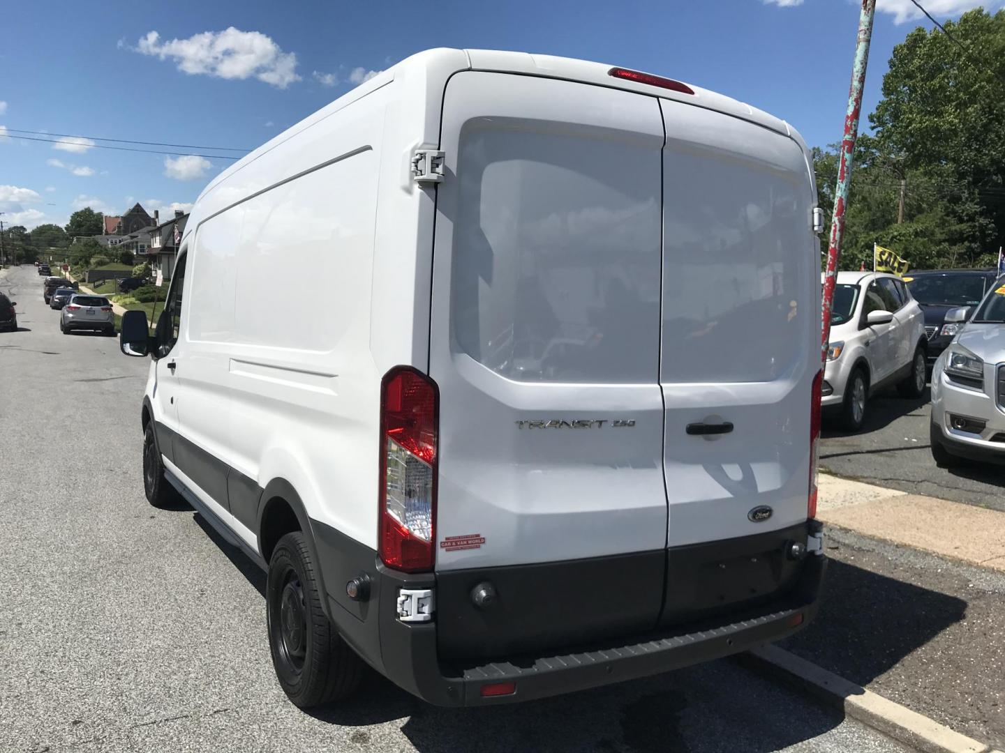 2015 White /Gray Ford Transit 250 Van Medium Roof w/Sliding Pass. 148-in. WB (1FTNR2CM6FK) with an 3.7L V6 DOHC 24V engine, 6-Speed Automatic transmission, located at 577 Chester Pike, Prospect Park, PA, 19076, (610) 237-1015, 39.886154, -75.302338 - 2015 Ford Transit 250 Medium Roof FLEET MAINTAINED • New PA Inspection. Example Financing: • $5,500 Down • $125 Weekly • $250 Bi-Weekly We finance our own vehicles. We do not obtain or review traditional consumer credit reports. Financing decisions are based on verified income, ability- Photo#5