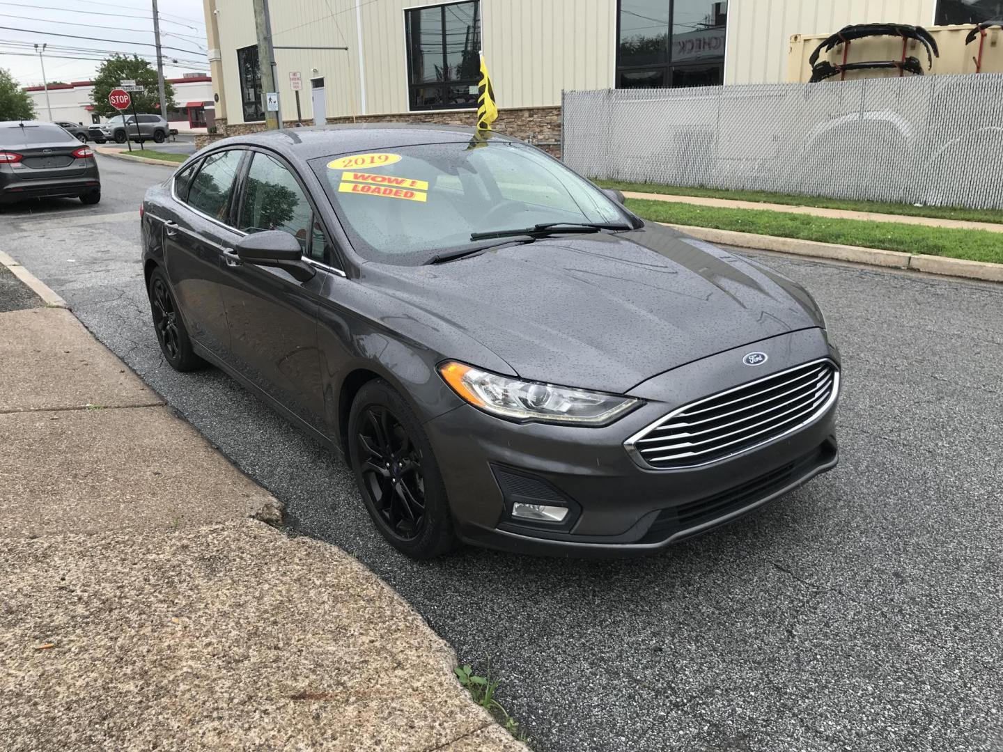 2019 Gray /Beige Ford Fusion SE (3FA6P0HD7KR) with an 1.5L L4 DOHC 16V engine, 6A transmission, located at 577 Chester Pike, Prospect Park, PA, 19076, (610) 237-1015, 39.886154, -75.302338 - 2019 Ford Fusion: Navigation system, backup camera, great on gas, new PA inspection, runs LIKE NEW! This vehicle comes inspected and has been given a bumper to bumper safety check. It is very clean, reliable, and well maintained. We offer a unique pay plan that is known for being the easiest and - Photo#3