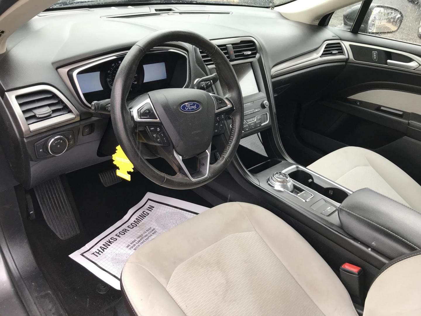 2019 Gray /Beige Ford Fusion SE (3FA6P0HD7KR) with an 1.5L L4 DOHC 16V engine, 6A transmission, located at 577 Chester Pike, Prospect Park, PA, 19076, (610) 237-1015, 39.886154, -75.302338 - 2019 Ford Fusion: Navigation system, backup camera, great on gas, new PA inspection, runs LIKE NEW! This vehicle comes inspected and has been given a bumper to bumper safety check. It is very clean, reliable, and well maintained. We offer a unique pay plan that is known for being the easiest and - Photo#10