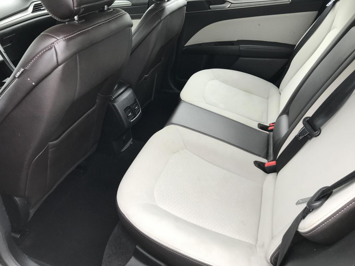 2019 Gray /Beige Ford Fusion SE (3FA6P0HD7KR) with an 1.5L L4 DOHC 16V engine, 6A transmission, located at 577 Chester Pike, Prospect Park, PA, 19076, (610) 237-1015, 39.886154, -75.302338 - 2019 Ford Fusion: Navigation system, backup camera, great on gas, new PA inspection, runs LIKE NEW! This vehicle comes inspected and has been given a bumper to bumper safety check. It is very clean, reliable, and well maintained. We offer a unique pay plan that is known for being the easiest and - Photo#16