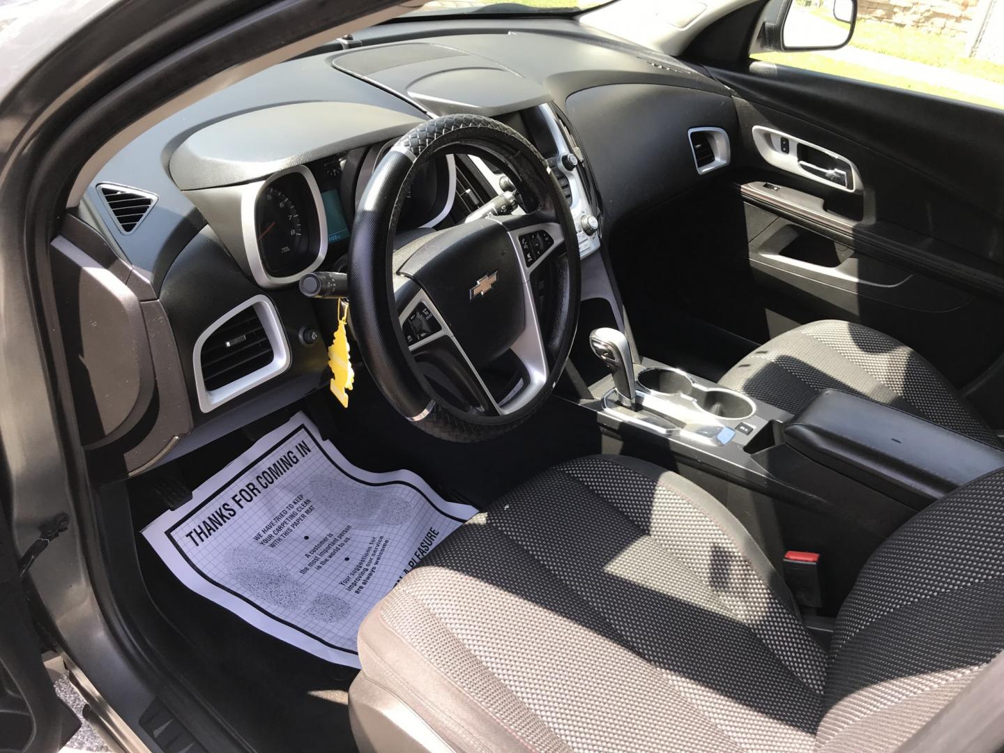 2012 Gray /Gray Chevrolet Equinox 1LT AWD (2GNFLEEK3C6) with an 2.4L L4 DOHC 16V engine, 6-Speed Automatic transmission, located at 577 Chester Pike, Prospect Park, PA, 19076, (610) 237-1015, 39.886154, -75.302338 - 2012 Chevy Equinox LT: Only 114k miles, AWD, backup camera, new PA inspection, SUPER CLEAN, runs LIKE NEW! This vehicle comes inspected and has been given a bumper to bumper safety check. It is very clean, reliable, and well maintained. We offer a unique pay plan that is known for being the easie- Photo#7