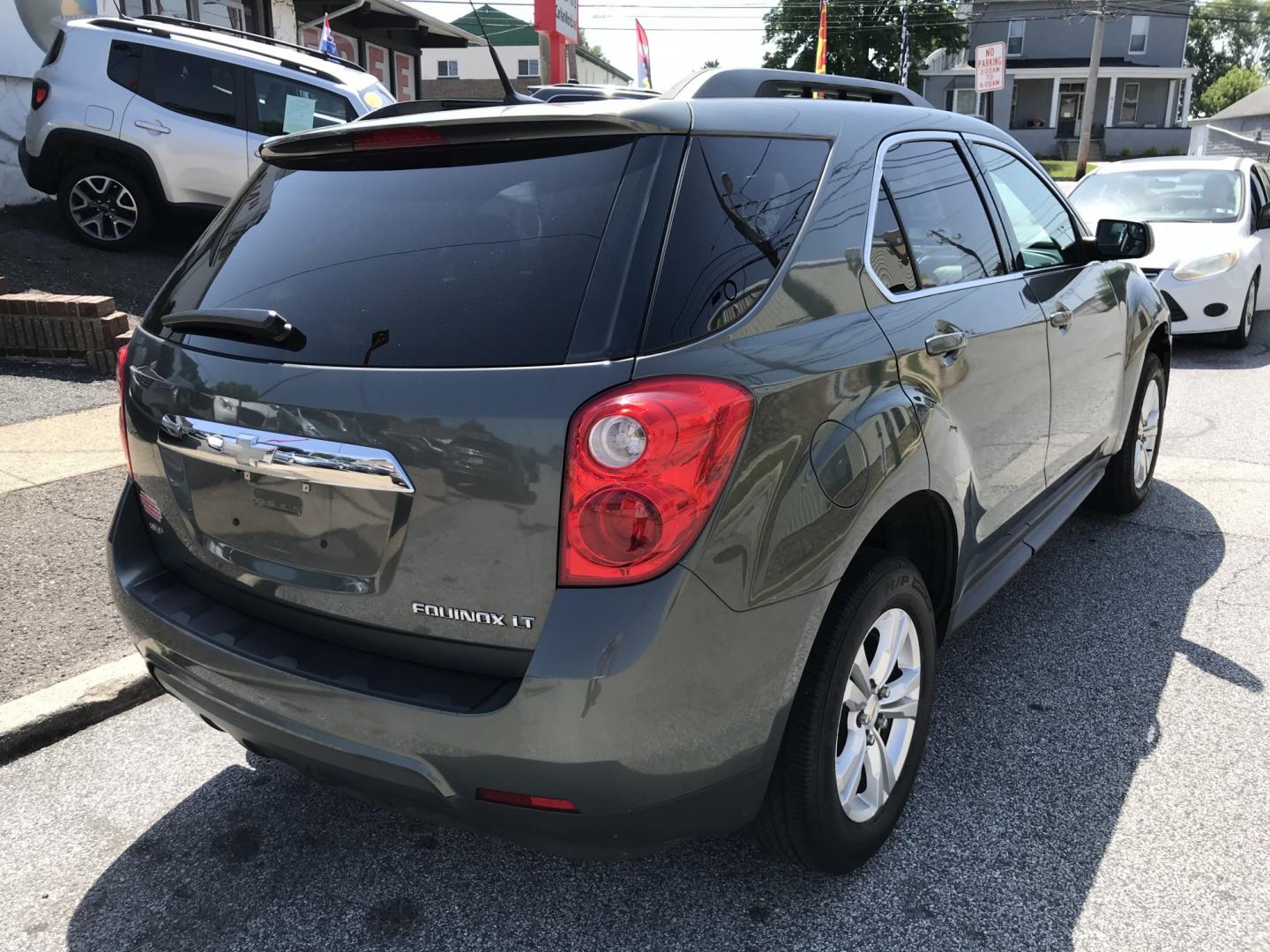 2012 Gray /Gray Chevrolet Equinox 1LT AWD (2GNFLEEK3C6) with an 2.4L L4 DOHC 16V engine, 6-Speed Automatic transmission, located at 577 Chester Pike, Prospect Park, PA, 19076, (610) 237-1015, 39.886154, -75.302338 - 2012 Chevy Equinox LT: Only 114k miles, AWD, backup camera, new PA inspection, SUPER CLEAN, runs LIKE NEW! This vehicle comes inspected and has been given a bumper to bumper safety check. It is very clean, reliable, and well maintained. We offer a unique pay plan that is known for being the easie- Photo#6