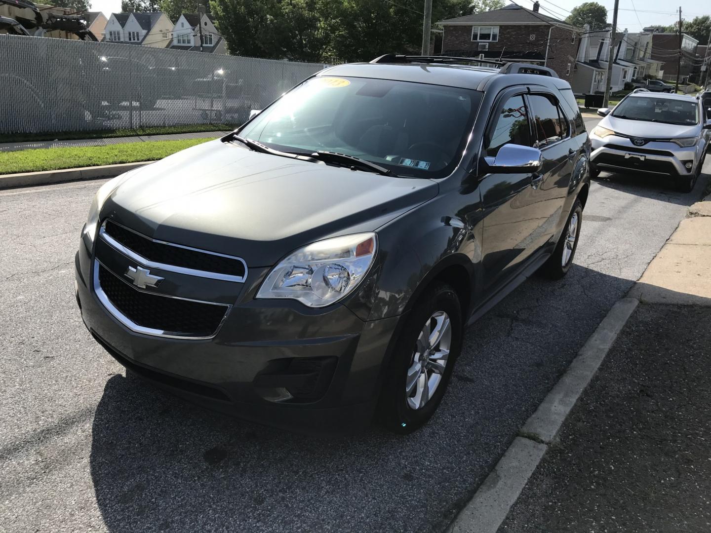 2013 Gray /Gray Chevrolet Equinox 1LT AWD (2GNFLEEK2D6) with an 2.4L L4 DOHC 16V engine, 6-Speed Automatic transmission, located at 577 Chester Pike, Prospect Park, PA, 19076, (610) 237-1015, 39.886154, -75.302338 - 2013 Chevrolet Equinox LT: Only 124k miles, backup camera, AWD, new PA inspection, SUPER CLEAN, runs LIKE NEW! This vehicle comes inspected and has been given a bumper to bumper safety check. It is very clean, reliable, and well maintained. We offer a unique pay plan that is known for being the e- Photo#3