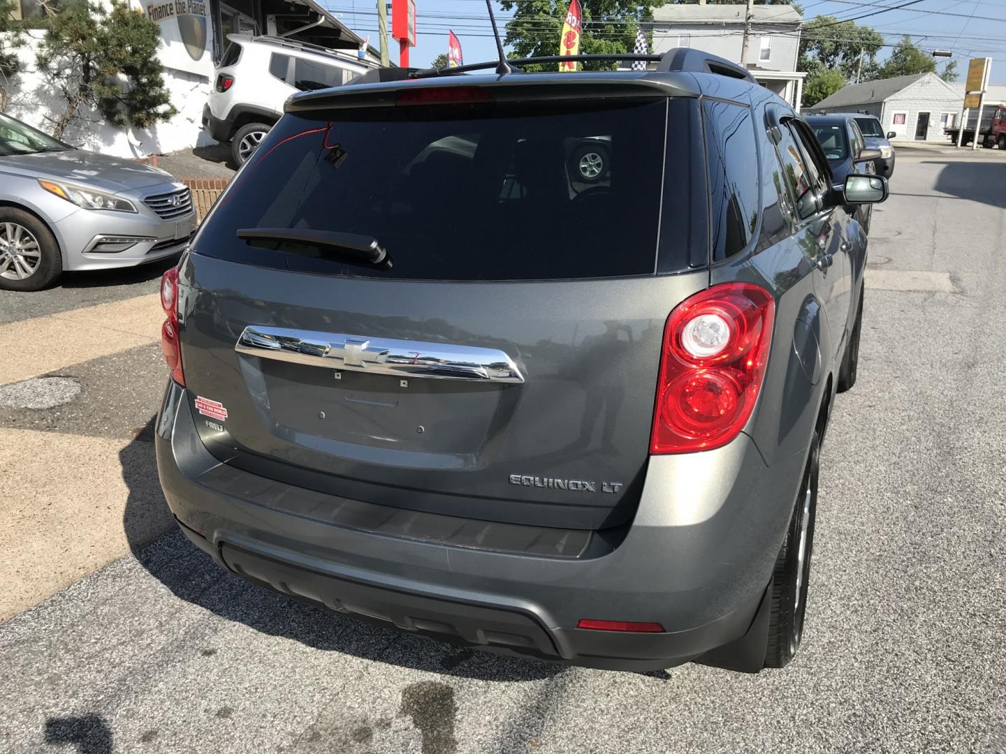 2013 Gray /Gray Chevrolet Equinox 1LT AWD (2GNFLEEK2D6) with an 2.4L L4 DOHC 16V engine, 6-Speed Automatic transmission, located at 577 Chester Pike, Prospect Park, PA, 19076, (610) 237-1015, 39.886154, -75.302338 - 2013 Chevrolet Equinox LT: Only 124k miles, backup camera, AWD, new PA inspection, SUPER CLEAN, runs LIKE NEW! This vehicle comes inspected and has been given a bumper to bumper safety check. It is very clean, reliable, and well maintained. We offer a unique pay plan that is known for being the e- Photo#6