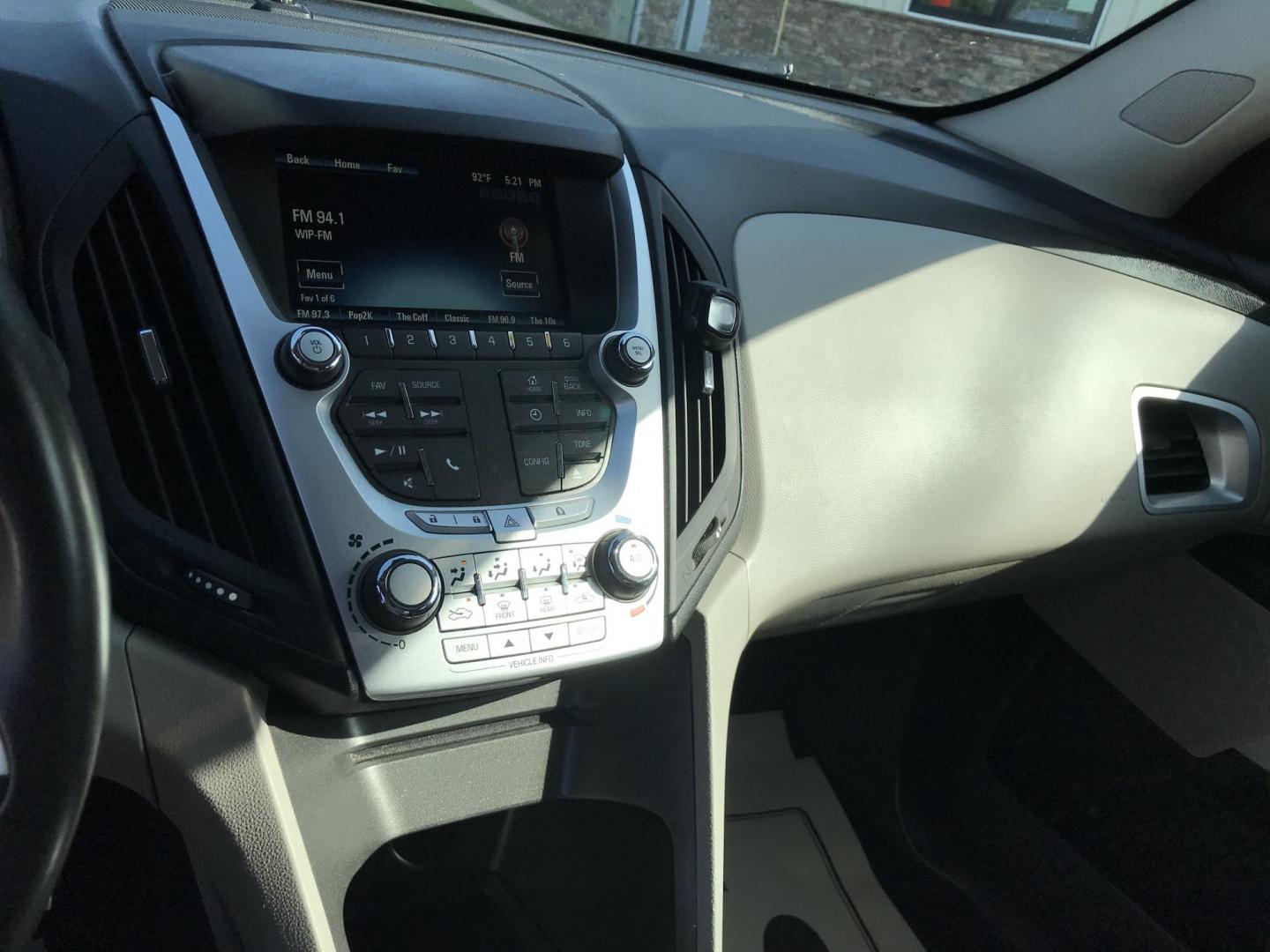 2013 Gray /Gray Chevrolet Equinox 1LT AWD (2GNFLEEK2D6) with an 2.4L L4 DOHC 16V engine, 6-Speed Automatic transmission, located at 577 Chester Pike, Prospect Park, PA, 19076, (610) 237-1015, 39.886154, -75.302338 - 2013 Chevrolet Equinox LT: Only 124k miles, backup camera, AWD, new PA inspection, SUPER CLEAN, runs LIKE NEW! This vehicle comes inspected and has been given a bumper to bumper safety check. It is very clean, reliable, and well maintained. We offer a unique pay plan that is known for being the e- Photo#13