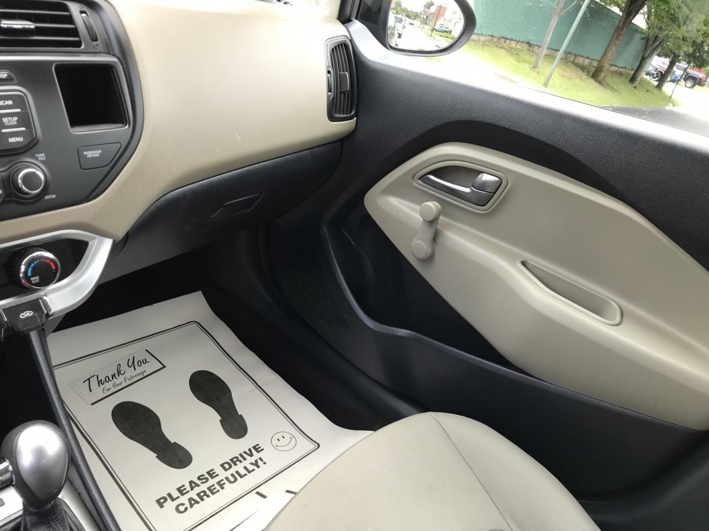 2015 Black /Tan Kia Rio LX (KNADM5A39F6) with an 1.6 V4 engine, Automatic transmission, located at 577 Chester Pike, Prospect Park, PA, 19076, (610) 237-1015, 39.886154, -75.302338 - 2015 Kia Rio LX: Only 133k miles, new PA inspection, great on gas, SUPER CLEAN, runs LIKE NEW! This vehicle comes inspected and has been given a bumper to bumper safety check. It is very clean, reliable, and well maintained. We offer a unique pay plan that is known for being the easiest and faste- Photo#14