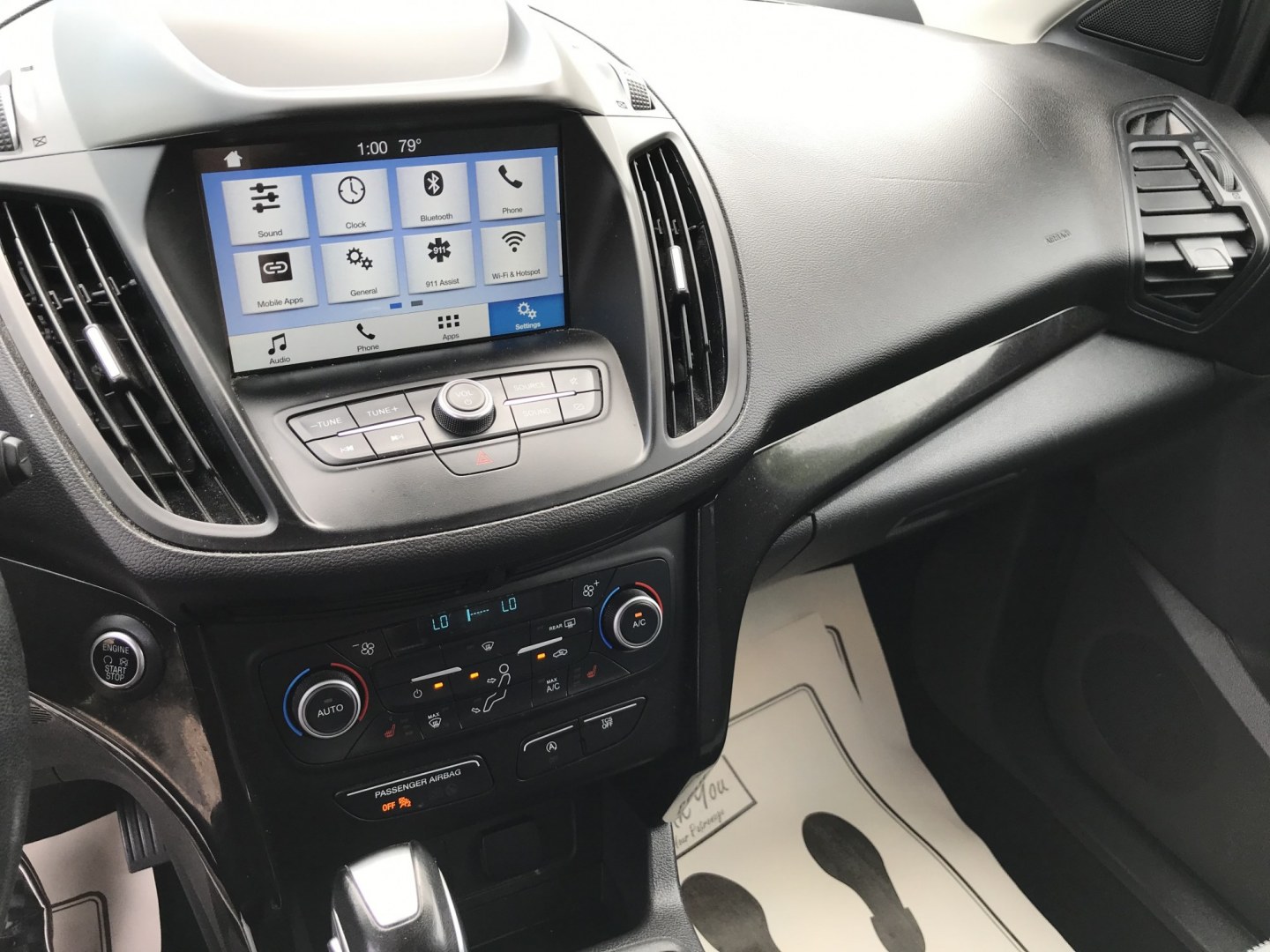 2019 Black /Black Ford Escape SE (1FMCU9GD7KU) with an 1.5 V4 engine, Automatic transmission, located at 577 Chester Pike, Prospect Park, PA, 19076, (610) 237-1015, 39.886154, -75.302338 - 2019 Ford Escape SE: 4x4, great on gas, new PA inspection, backup camera, SUPER CLEAN, runs LIKE NEW! This vehicle comes inspected and has been given a bumper to bumper safety check. It is very clean, reliable, and well maintained. We offer a unique pay plan that is known for being the easiest an- Photo#11
