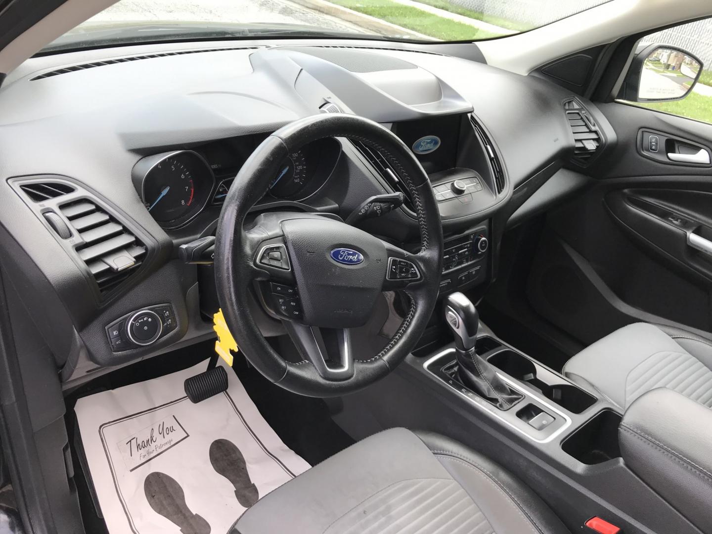 2019 Black /Black Ford Escape SE 4WD (1FMCU9GD7KU) with an 1.5L L4 DOHC 16V engine, 6A transmission, located at 577 Chester Pike, Prospect Park, PA, 19076, (610) 237-1015, 39.886154, -75.302338 - 2019 Ford Escape SE: 4x4, great on gas, new PA inspection, backup camera, SUPER CLEAN, runs LIKE NEW! This vehicle comes inspected and has been given a bumper to bumper safety check. It is very clean, reliable, and well maintained. We offer a unique pay plan that is known for being the easiest an- Photo#9