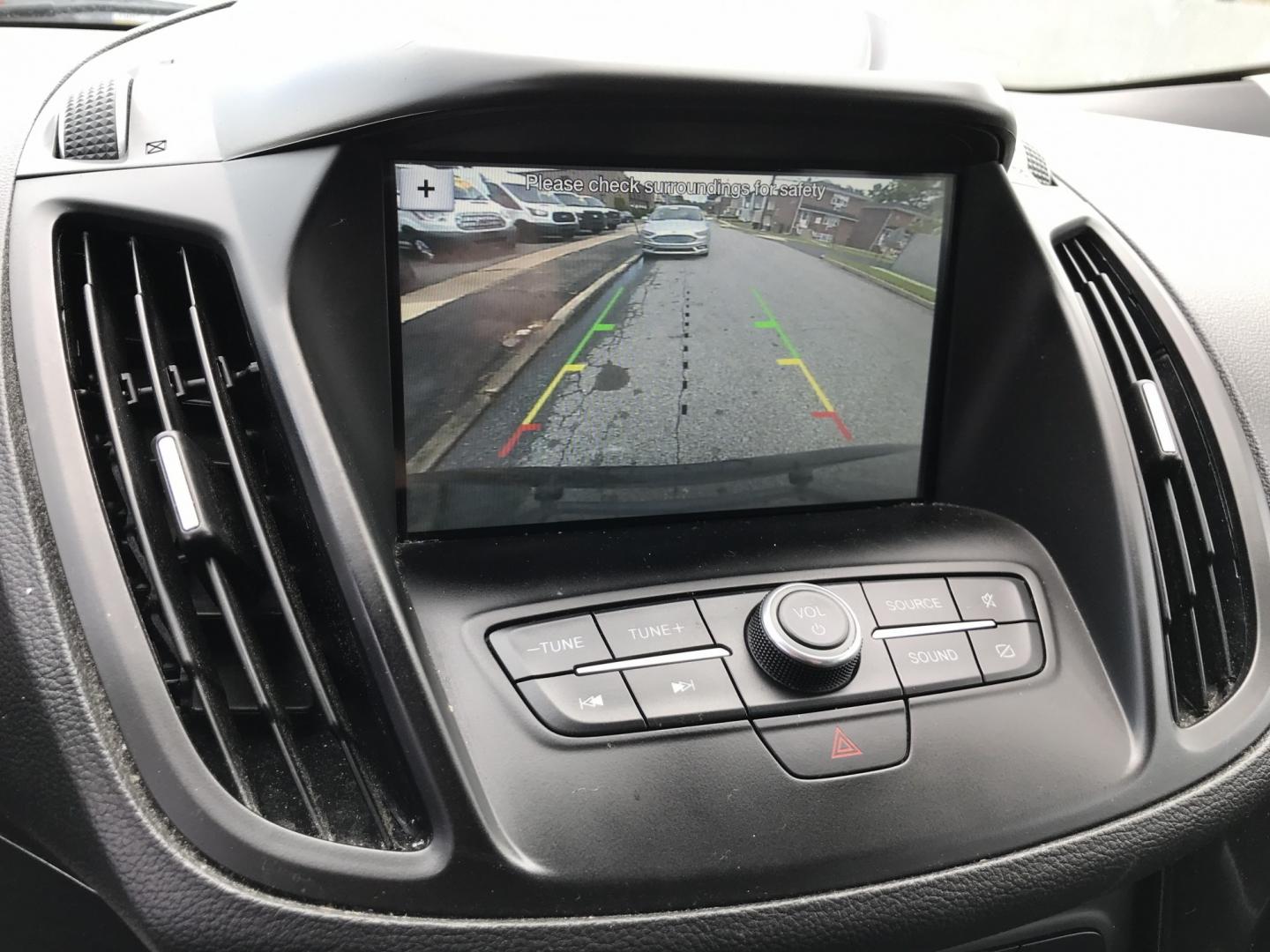2019 Black /Black Ford Escape SE 4WD (1FMCU9GD7KU) with an 1.5L L4 DOHC 16V engine, 6A transmission, located at 577 Chester Pike, Prospect Park, PA, 19076, (610) 237-1015, 39.886154, -75.302338 - 2019 Ford Escape SE: 4x4, great on gas, new PA inspection, backup camera, SUPER CLEAN, runs LIKE NEW! This vehicle comes inspected and has been given a bumper to bumper safety check. It is very clean, reliable, and well maintained. We offer a unique pay plan that is known for being the easiest an- Photo#12