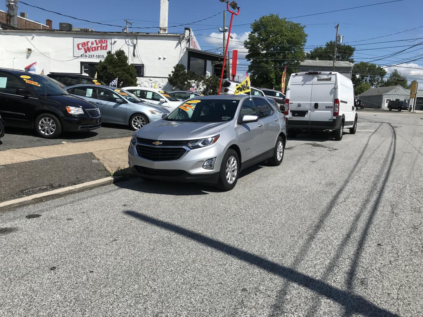 2020 Silver /Gray Chevrolet Equinox LT (3GNAXJEV0LS) with an 1.5L L4 DIR DOHC 16V TURBO engine, 6A transmission, located at 577 Chester Pike, Prospect Park, PA, 19076, (610) 237-1015, 39.886154, -75.302338 - 2020 Chevrolet Equinox LT: Backup camera, new PA inspection, great on gas, SUPER CLEAN, runs LIKE NEW! This vehicle comes inspected and has been given a bumper to bumper safety check. It is very clean, reliable, and well maintained. We offer a unique pay plan that is known for being the easiest a- Photo#1