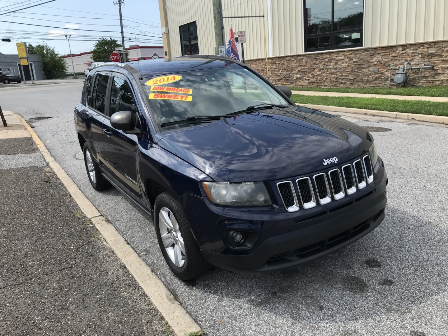 2014 Blue /Gray Jeep Compass Sport 4WD (1C4NJDBB8ED) with an 2.4L L4 DOHC 16V engine, Automatic transmission, located at 577 Chester Pike, Prospect Park, PA, 19076, (610) 237-1015, 39.886154, -75.302338 - 2014 Jeep Compass 84k Miles • New PA Inspection. Example Financing: • $2,500 Down • $100 Weekly • $200 Bi-Weekly We finance our own vehicles. We do not obtain or review traditional consumer credit reports. Financing decisions are based on verified income, ability to repay, and our in-h- Photo#3