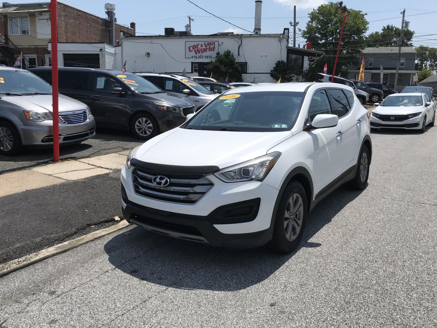 2016 White /Gray Hyundai Santa Fe Sport 2.4 AWD (5XYZTDLB6GG) with an 2.4L L4 DOHC 16V engine, 6A transmission, located at 577 Chester Pike, Prospect Park, PA, 19076, (610) 237-1015, 39.886154, -75.302338- Photo#2