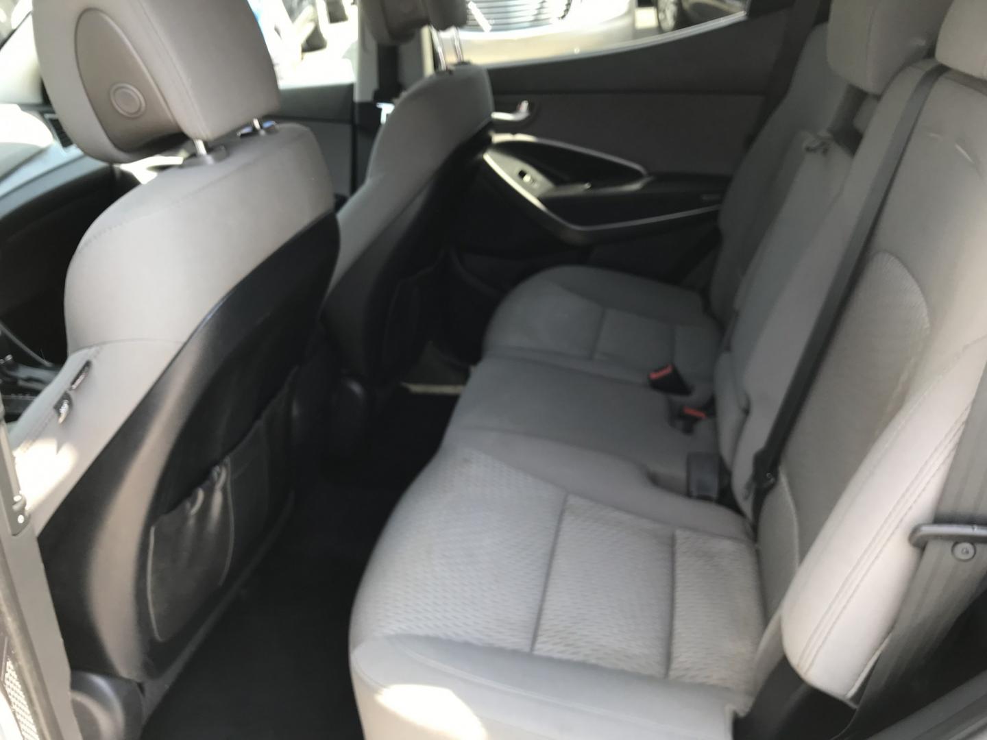 2016 White /Gray Hyundai Santa Fe Sport 2.4 AWD (5XYZTDLB6GG) with an 2.4L L4 DOHC 16V engine, 6A transmission, located at 577 Chester Pike, Prospect Park, PA, 19076, (610) 237-1015, 39.886154, -75.302338- Photo#16