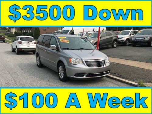 2015 Chrysler Town & Country Touring-L