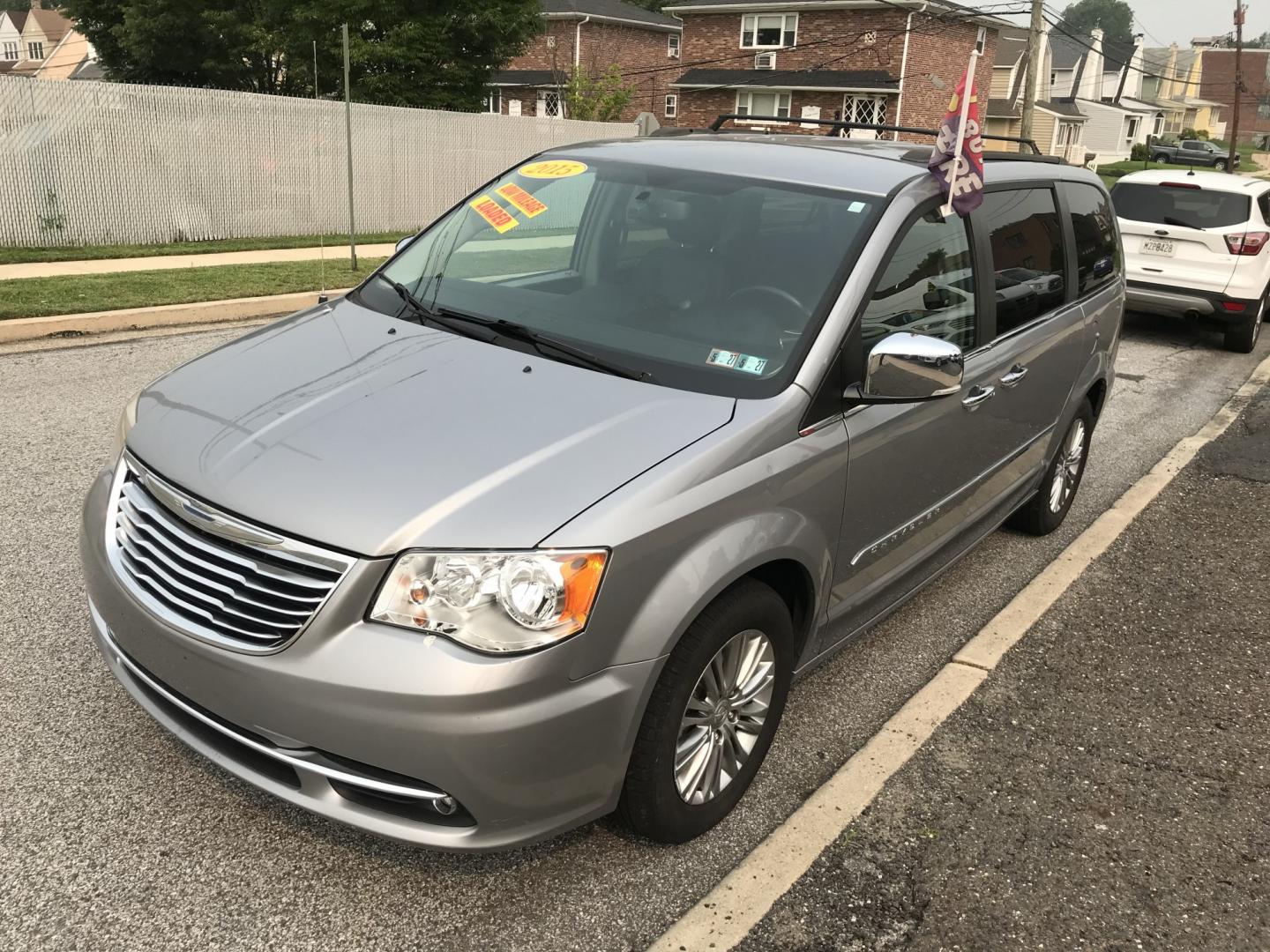 2015 Silver /Black Chrysler Town & Country Touring-L (2C4RC1CG4FR) with an 3.6L V6 DOHC 24V engine, 6A transmission, located at 577 Chester Pike, Prospect Park, PA, 19076, (610) 237-1015, 39.886154, -75.302338 - 2015 Chrylser Town & Country L 91k miles • Stow N Go Seating Example Financing: • $3,500 Down • $100 Weekly • $200 Bi-Weekly We finance our own vehicles. We do not obtain or review traditional consumer credit reports. Financing decisions are based on verified income, ability to repay,- Photo#3