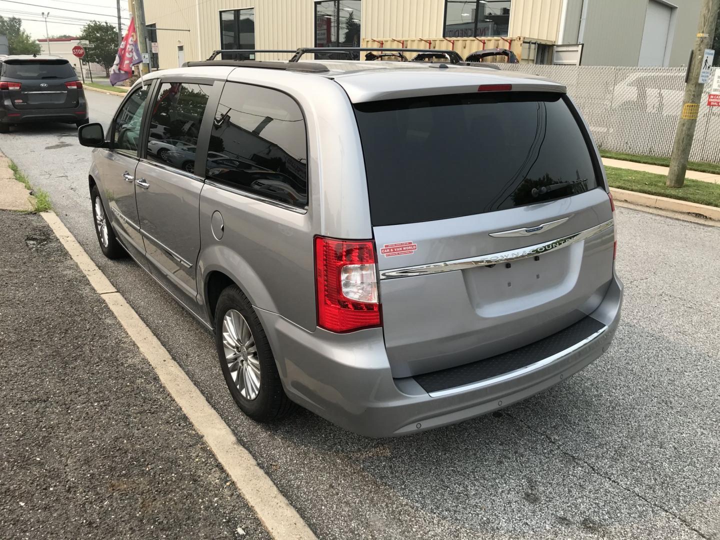 2015 Silver /Black Chrysler Town & Country Touring-L (2C4RC1CG4FR) with an 3.6L V6 DOHC 24V engine, 6A transmission, located at 577 Chester Pike, Prospect Park, PA, 19076, (610) 237-1015, 39.886154, -75.302338 - 2015 Chrylser Town & Country L 91k miles • Stow N Go Seating Example Financing: • $3,500 Down • $100 Weekly • $200 Bi-Weekly We finance our own vehicles. We do not obtain or review traditional consumer credit reports. Financing decisions are based on verified income, ability to repay,- Photo#4
