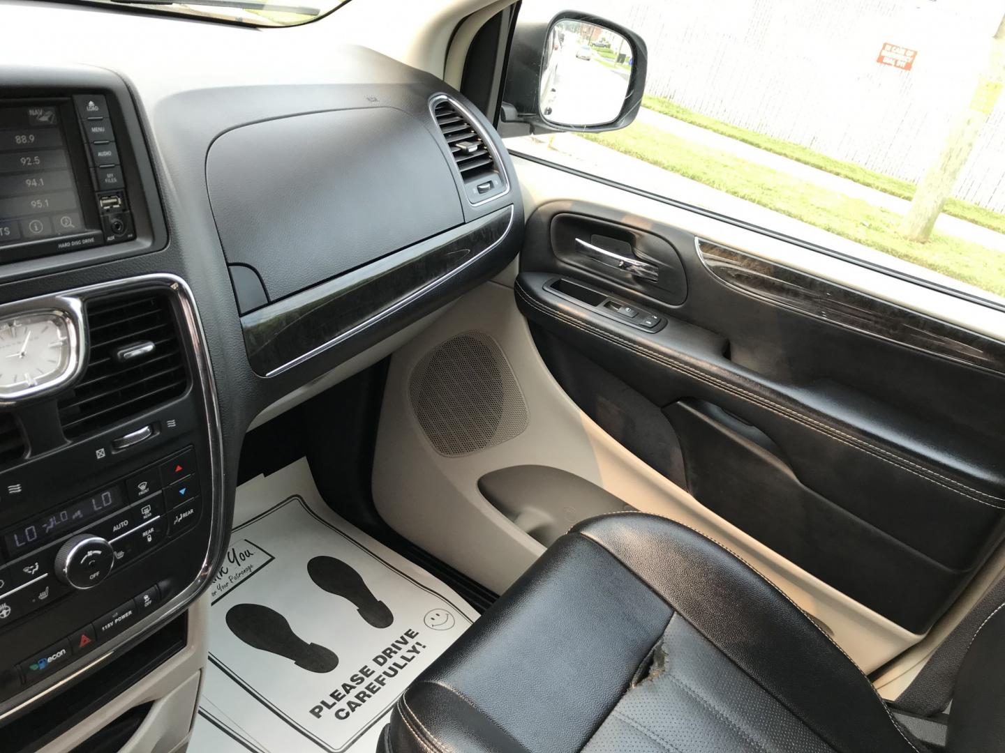 2015 Silver /Black Chrysler Town & Country Touring-L (2C4RC1CG4FR) with an 3.6L V6 DOHC 24V engine, 6A transmission, located at 577 Chester Pike, Prospect Park, PA, 19076, (610) 237-1015, 39.886154, -75.302338 - 2015 Chrylser Town & Country L 91k miles • Stow N Go Seating Example Financing: • $3,500 Down • $100 Weekly • $200 Bi-Weekly We finance our own vehicles. We do not obtain or review traditional consumer credit reports. Financing decisions are based on verified income, ability to repay,- Photo#15