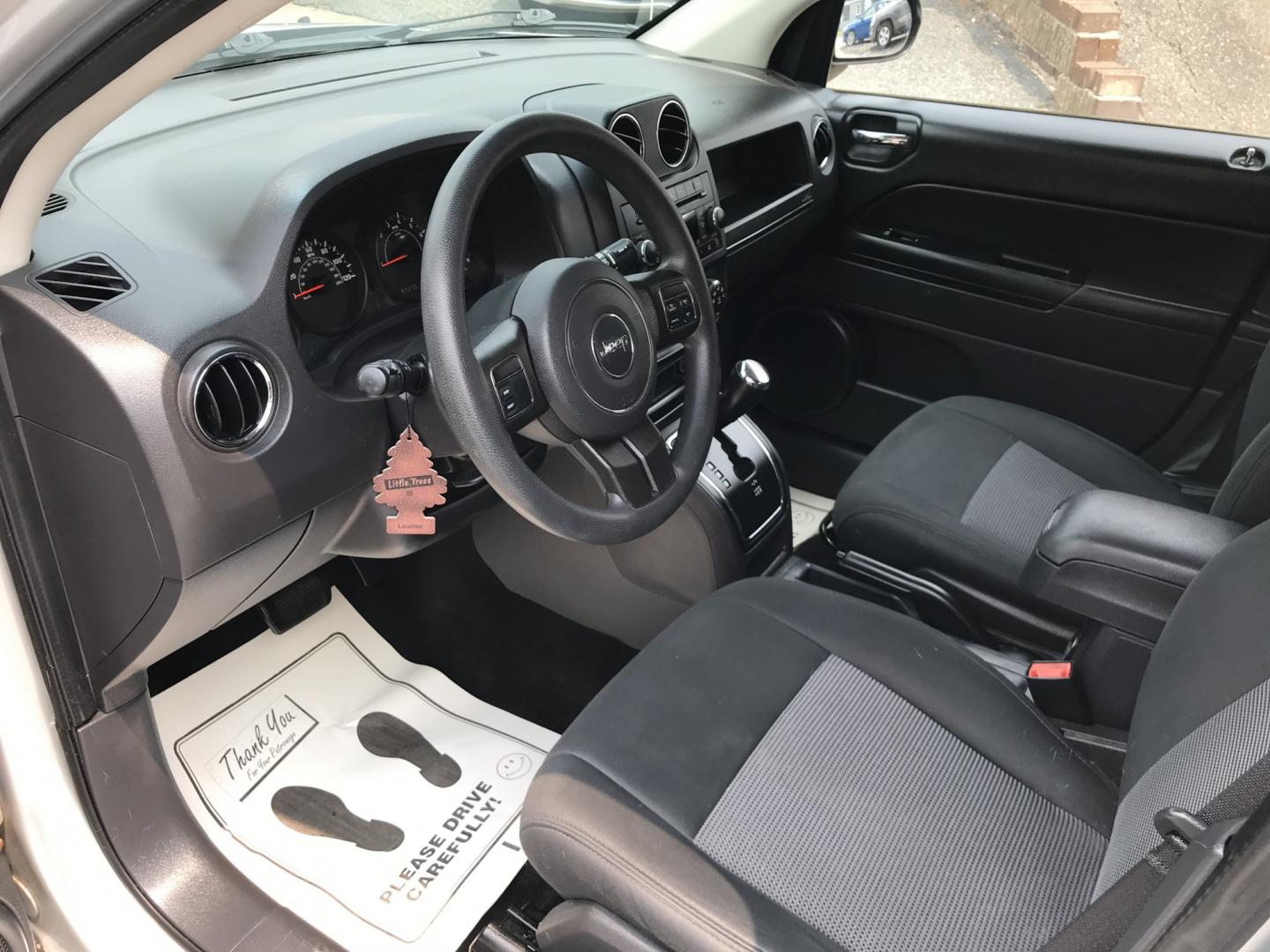 2013 Silver /Gray Jeep Compass Sport 4WD (1C4NJDAB3DD) with an 2.4L L4 DOHC 16V engine, Automatic transmission, located at 577 Chester Pike, Prospect Park, PA, 19076, (610) 237-1015, 39.886154, -75.302338- Photo#7