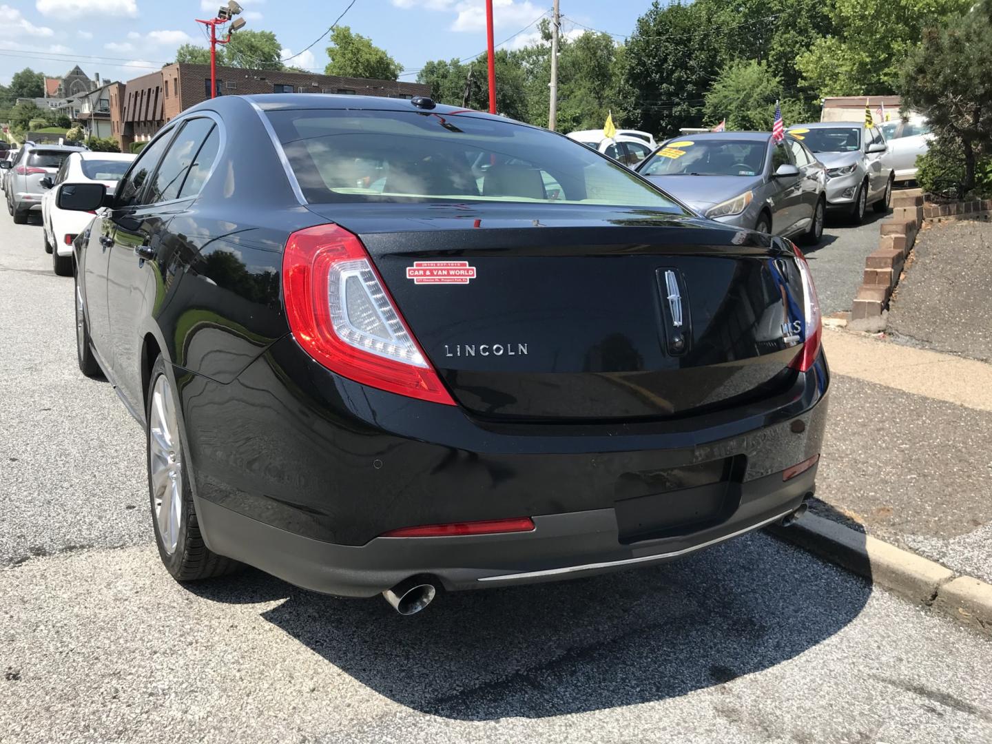 2013 Black /Tan Lincoln MKS EcoBoost AWD (1LNHL9FT6DG) with an 3.5L V6 DOHC 24V engine, 6-Speed Automatic transmission, located at 577 Chester Pike, Prospect Park, PA, 19076, (610) 237-1015, 39.886154, -75.302338 - 2013 Lincoln MKS AWD 118k miles • New PA Inspection. Example Financing: • $2,500 Down • $100 Weekly • $200 Bi-Weekly We finance our own vehicles. We do not obtain or review traditional consumer credit reports. Financing decisions are based on verified income, ability to repay, and our- Photo#5