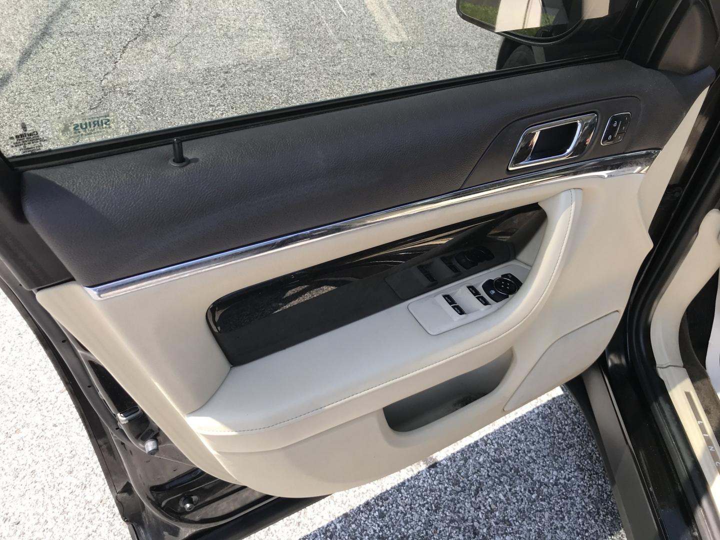 2013 Black /Tan Lincoln MKS EcoBoost AWD (1LNHL9FT6DG) with an 3.5L V6 DOHC 24V engine, 6-Speed Automatic transmission, located at 577 Chester Pike, Prospect Park, PA, 19076, (610) 237-1015, 39.886154, -75.302338 - 2013 Lincoln MKS AWD 118k miles • New PA Inspection. Example Financing: • $2,500 Down • $100 Weekly • $200 Bi-Weekly We finance our own vehicles. We do not obtain or review traditional consumer credit reports. Financing decisions are based on verified income, ability to repay, and our- Photo#8