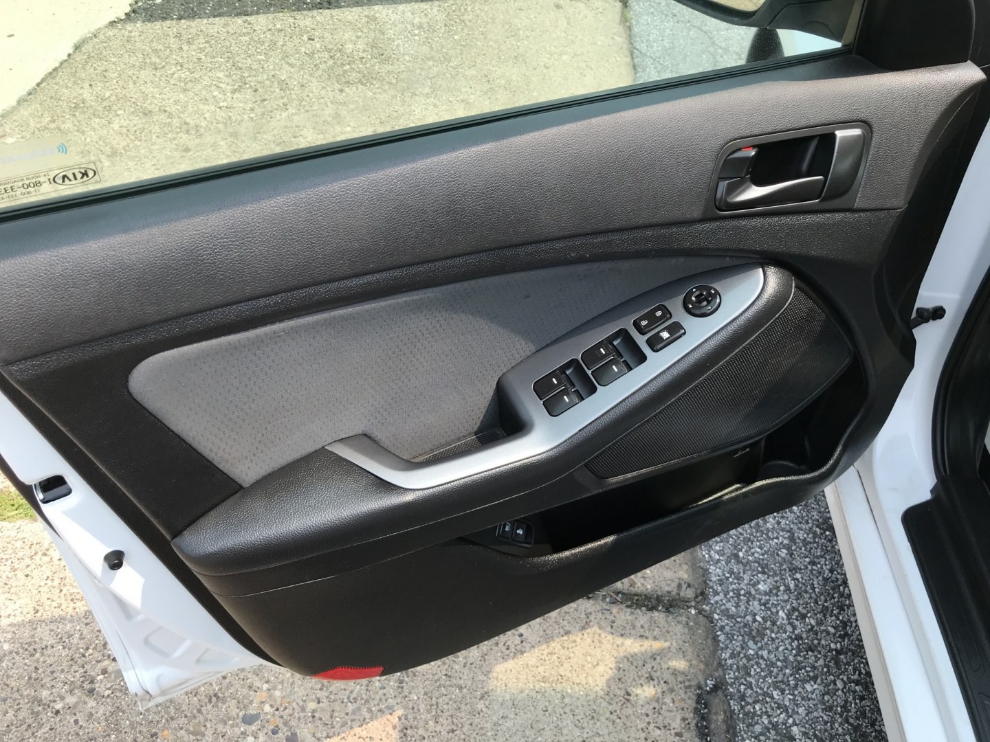 2015 White /Gray Kia Optima LX (5XXGM4A74FG) with an 2.4L L4 DOHC 16V engine, 6A transmission, located at 577 Chester Pike, Prospect Park, PA, 19076, (610) 237-1015, 39.886154, -75.302338 - 2015 Kia Optima LX 125k miles • New PA Inspection Example Financing: • $2,500 Down • $100 Weekly • $200 Bi-Weekly We finance our own vehicles. We do not obtain or review traditional consumer credit reports. Financing decisions are based on verified income, ability to repay, and our in-- Photo#7