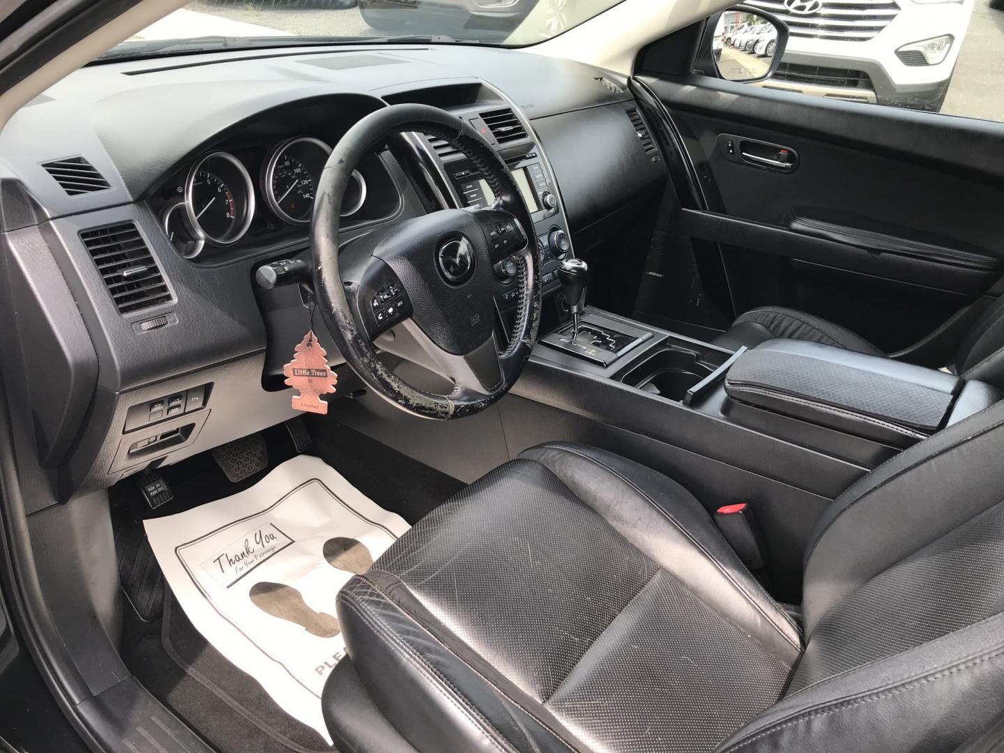 2015 Black /Black Mazda CX-9 Touring AWD (JM3TB3CV5F0) with an 3.7L V6 DOHC 24V engine, 6A transmission, located at 577 Chester Pike, Prospect Park, PA, 19076, (610) 237-1015, 39.886154, -75.302338 - 2015 Mazda CX-9 AWD 133k miles 3rd Row Seating Example Financing: • $3,000 Down • $100 Weekly • $200 Bi-Weekly We finance our own vehicles. We do not obtain or review traditional consumer credit reports. Financing decisions are based on verified income, ability to repay, and our in-house- Photo#9