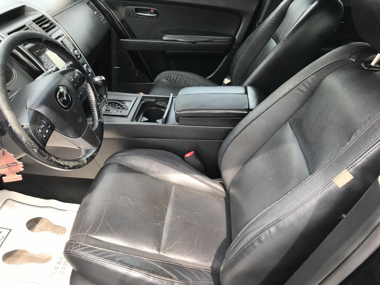 2015 Black /Black Mazda CX-9 Touring AWD (JM3TB3CV5F0) with an 3.7L V6 DOHC 24V engine, 6A transmission, located at 577 Chester Pike, Prospect Park, PA, 19076, (610) 237-1015, 39.886154, -75.302338 - 2015 Mazda CX-9 AWD 133k miles 3rd Row Seating Example Financing: • $3,000 Down • $100 Weekly • $200 Bi-Weekly We finance our own vehicles. We do not obtain or review traditional consumer credit reports. Financing decisions are based on verified income, ability to repay, and our in-house- Photo#11